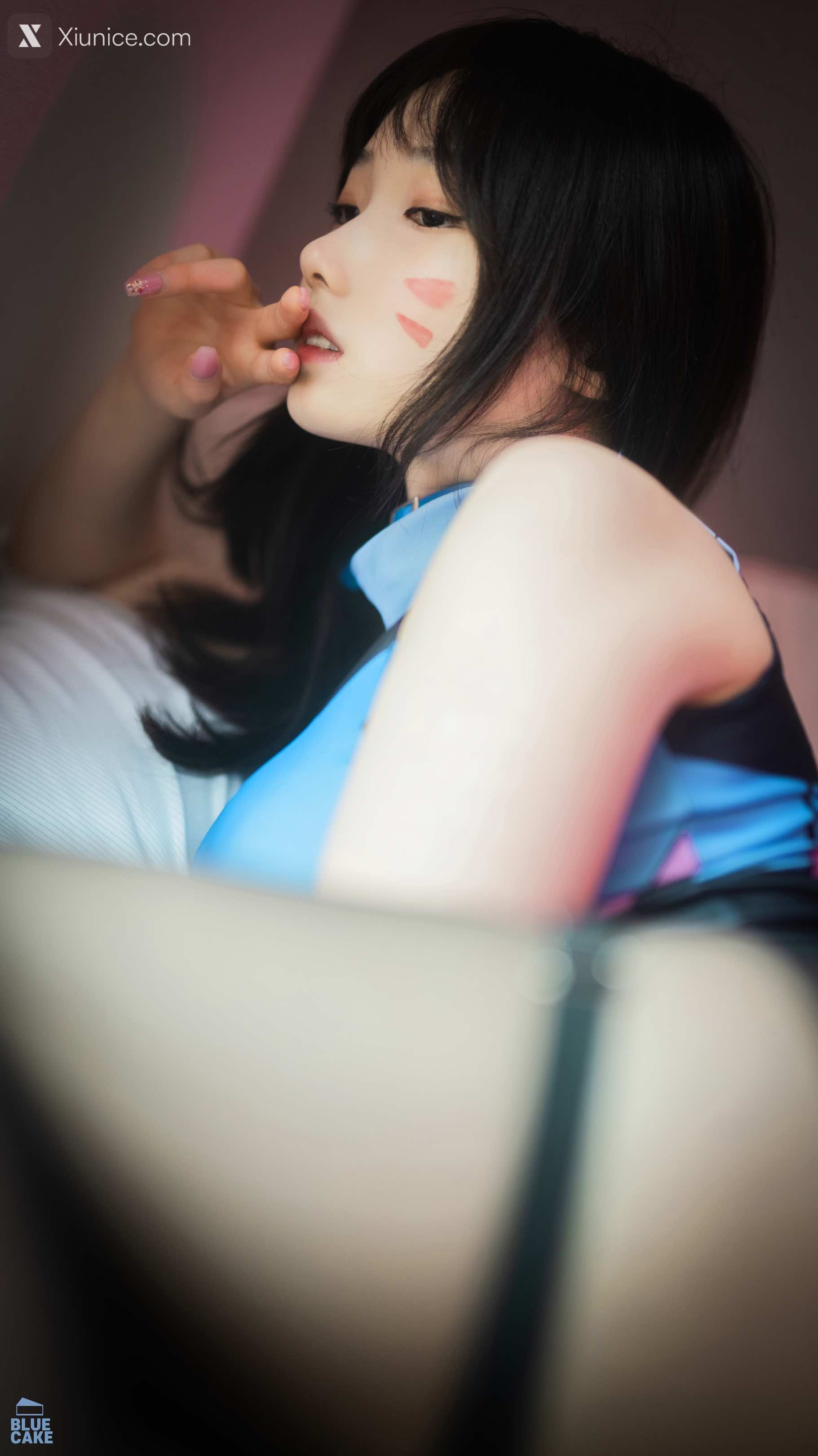 BLUECAKE Bambi (밤비) – Home Work 4K