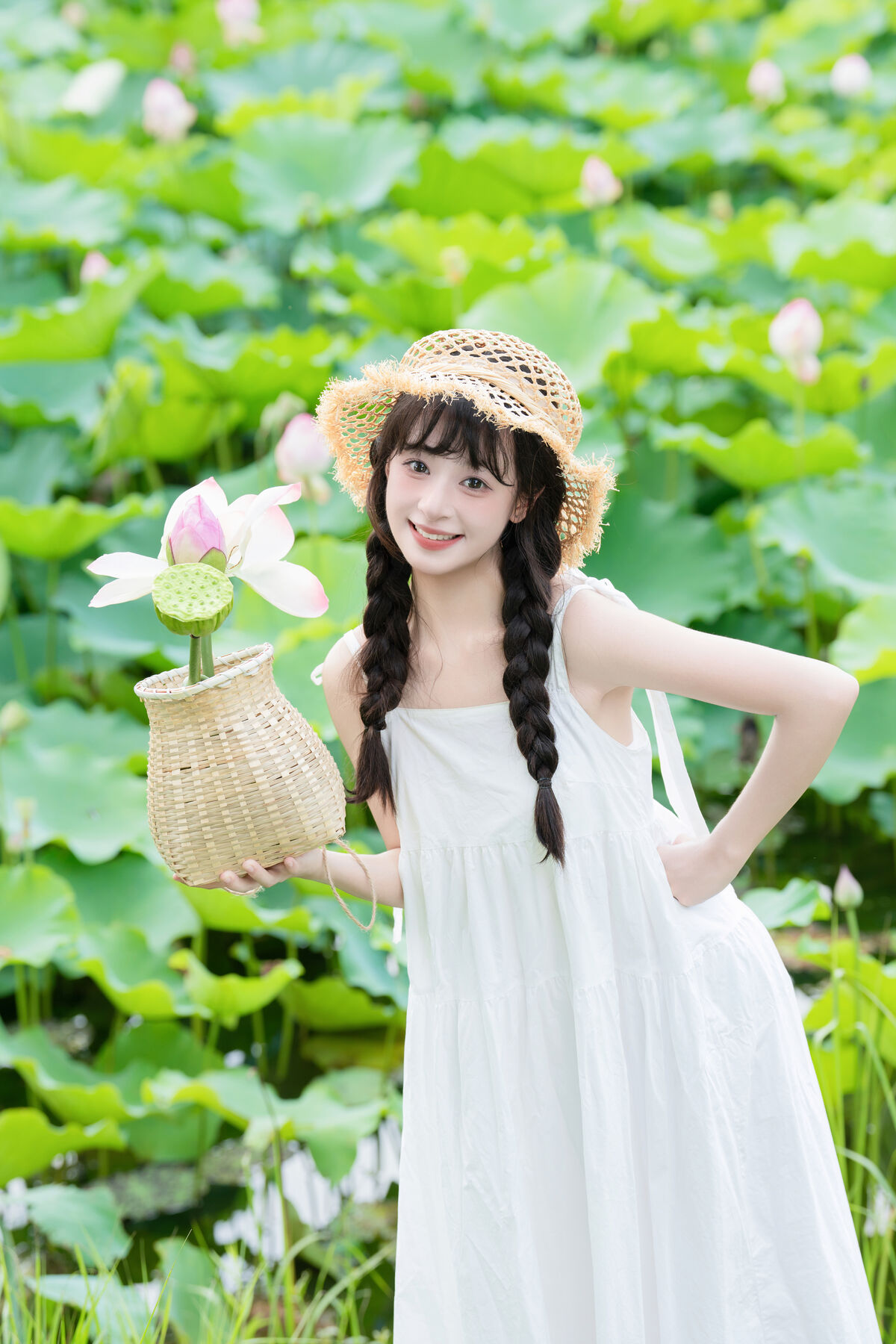 YiTuYu艺图语 Vol.10233 Xia Yu Xiao Nian