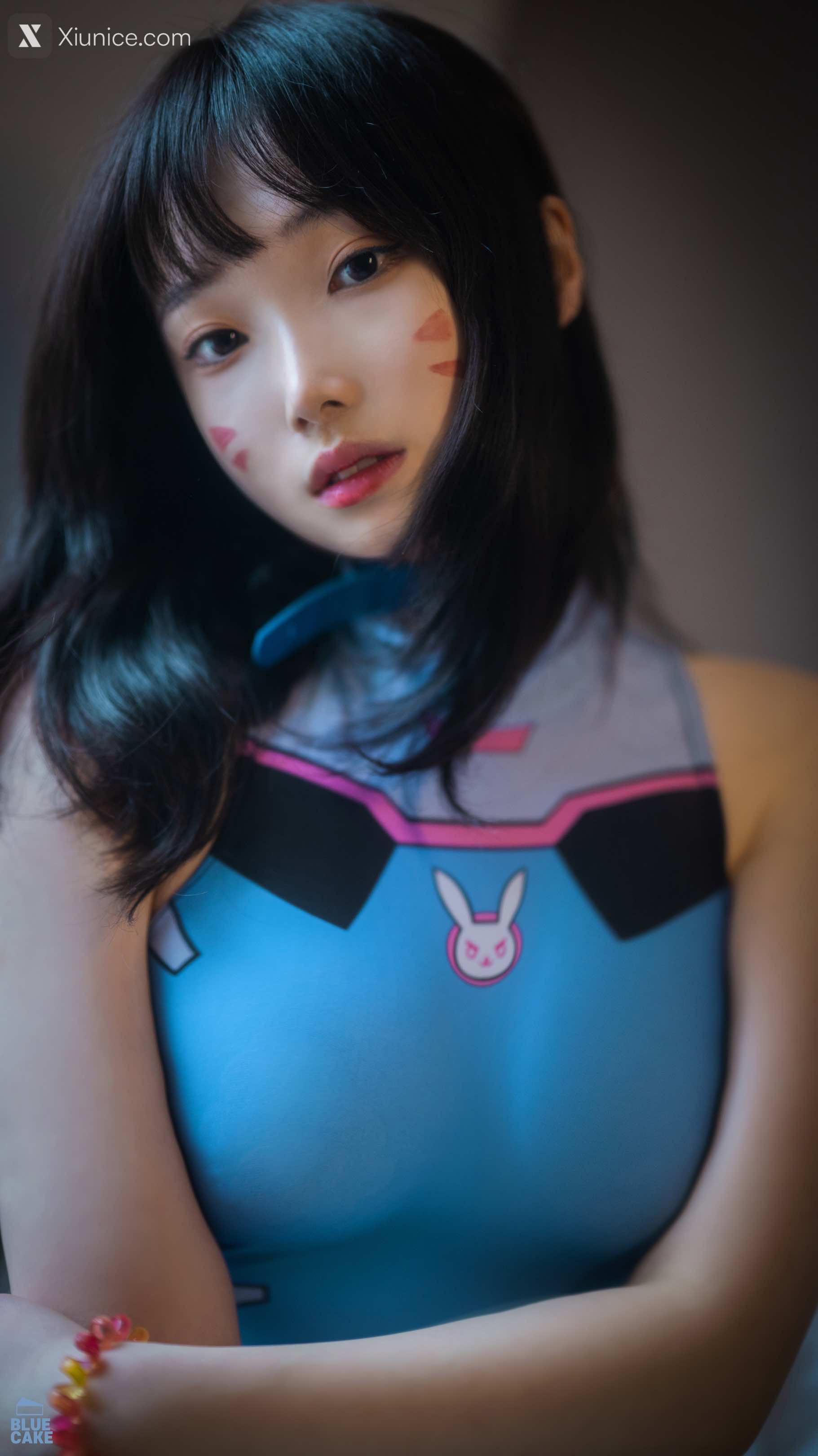 BLUECAKE Bambi (밤비) – Home Work 4K