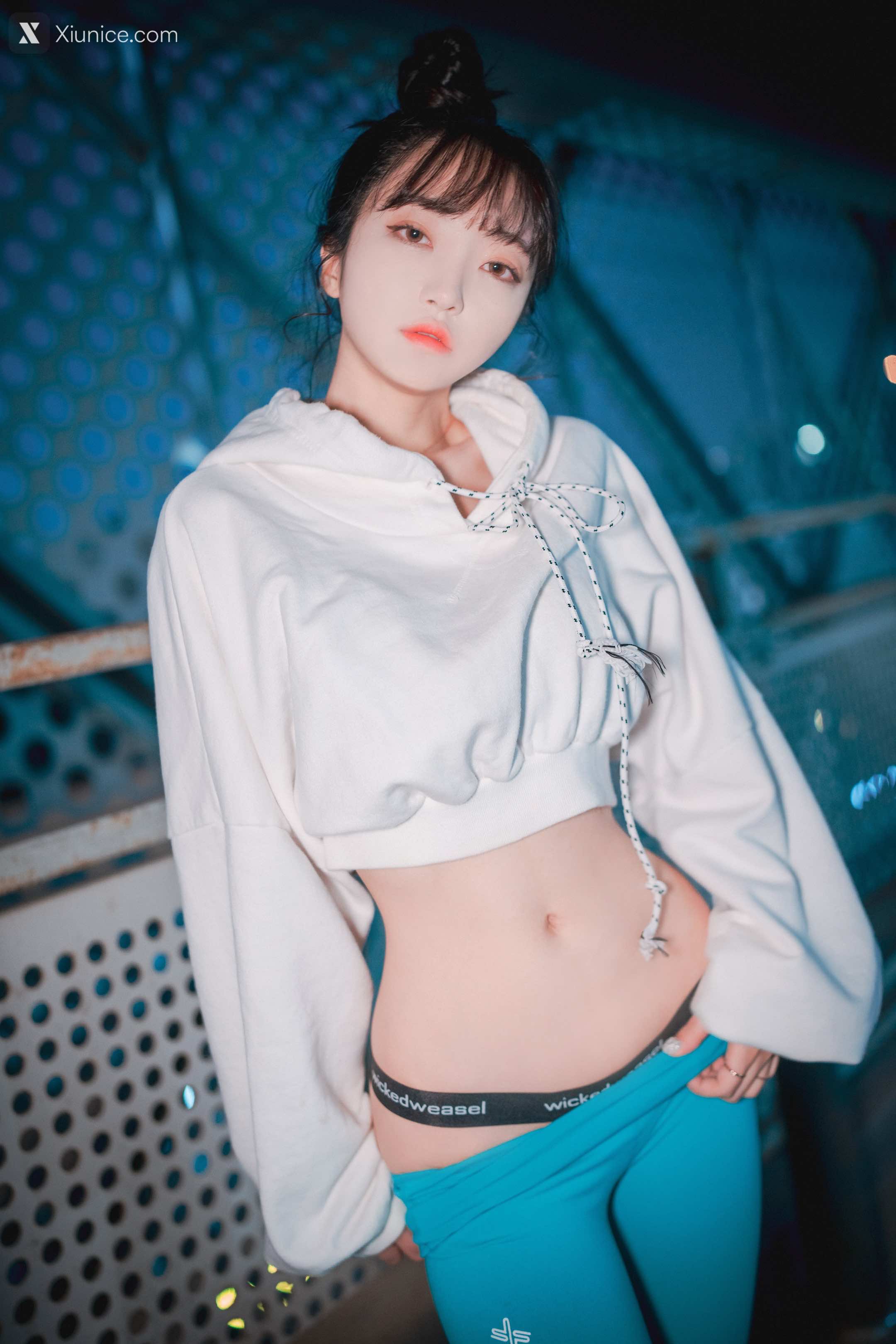 DJAWA Photo – HaNari (하나리) – Loose and Tight Cool Mint 4K