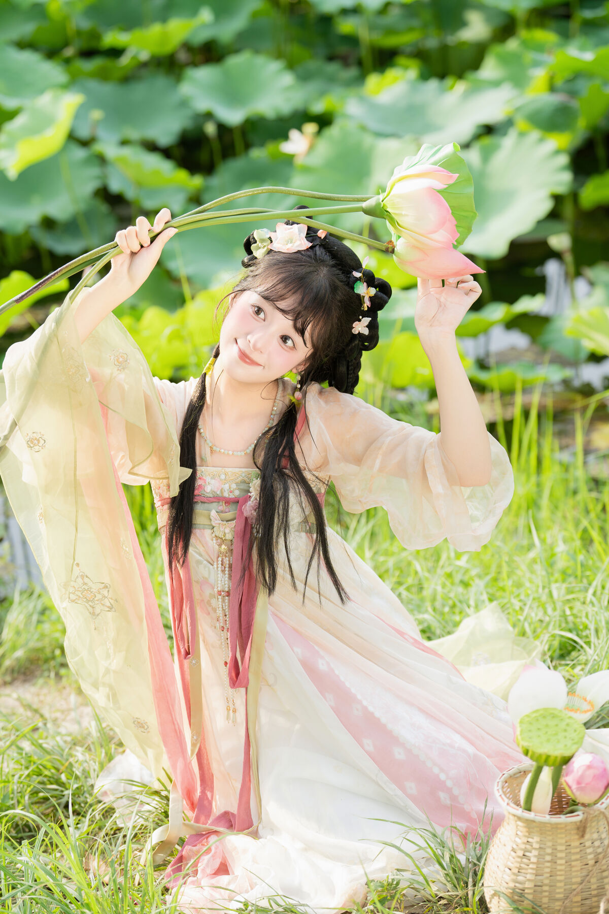 YiTuYu艺图语 Vol.10144 Xia Yu Xiao Nian