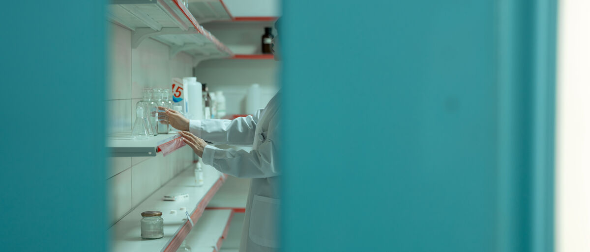 Coser@鹿八岁 - 男科病栋女医师 Part01