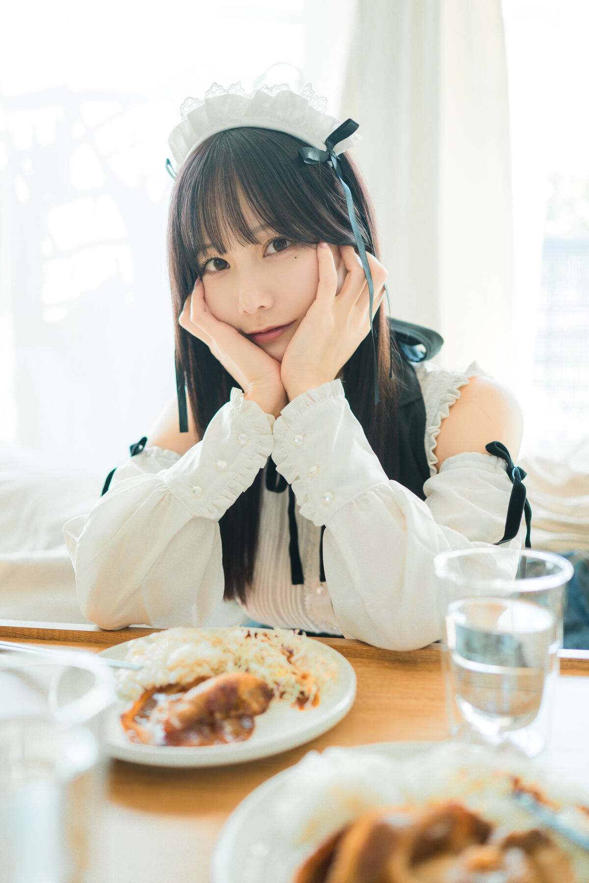 Coser@けん研 けんけん - C106实体刊物グラグラ And 推し型メイドロイドとしたいこと Part01