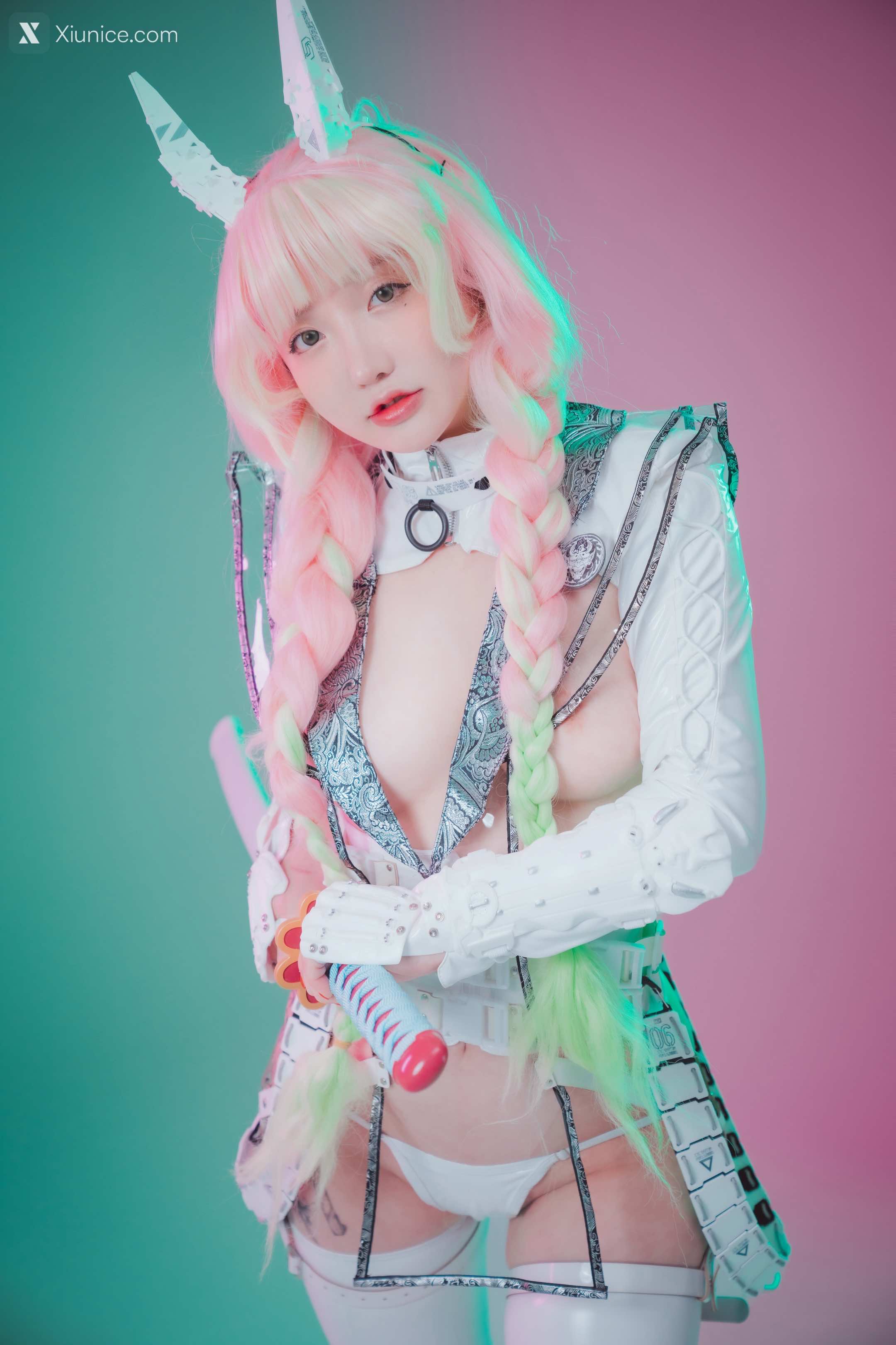 DJAWA Photo – Son Ye-Eun (손예은) – Cyber Hunter Mitsuri 4K