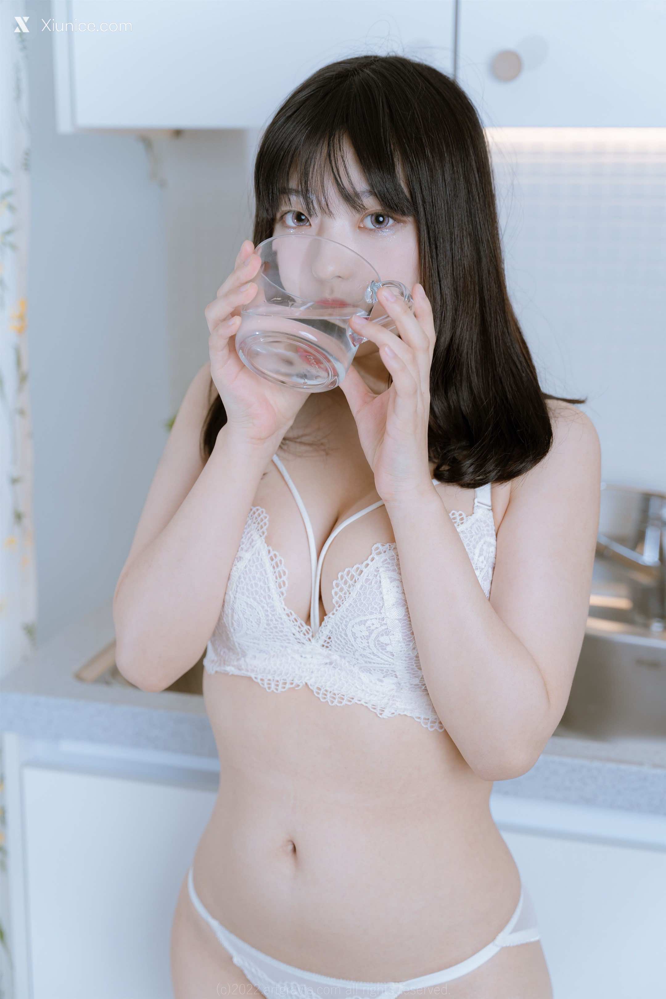 Artgravia Vol.389 Hansom (한솜) 4K