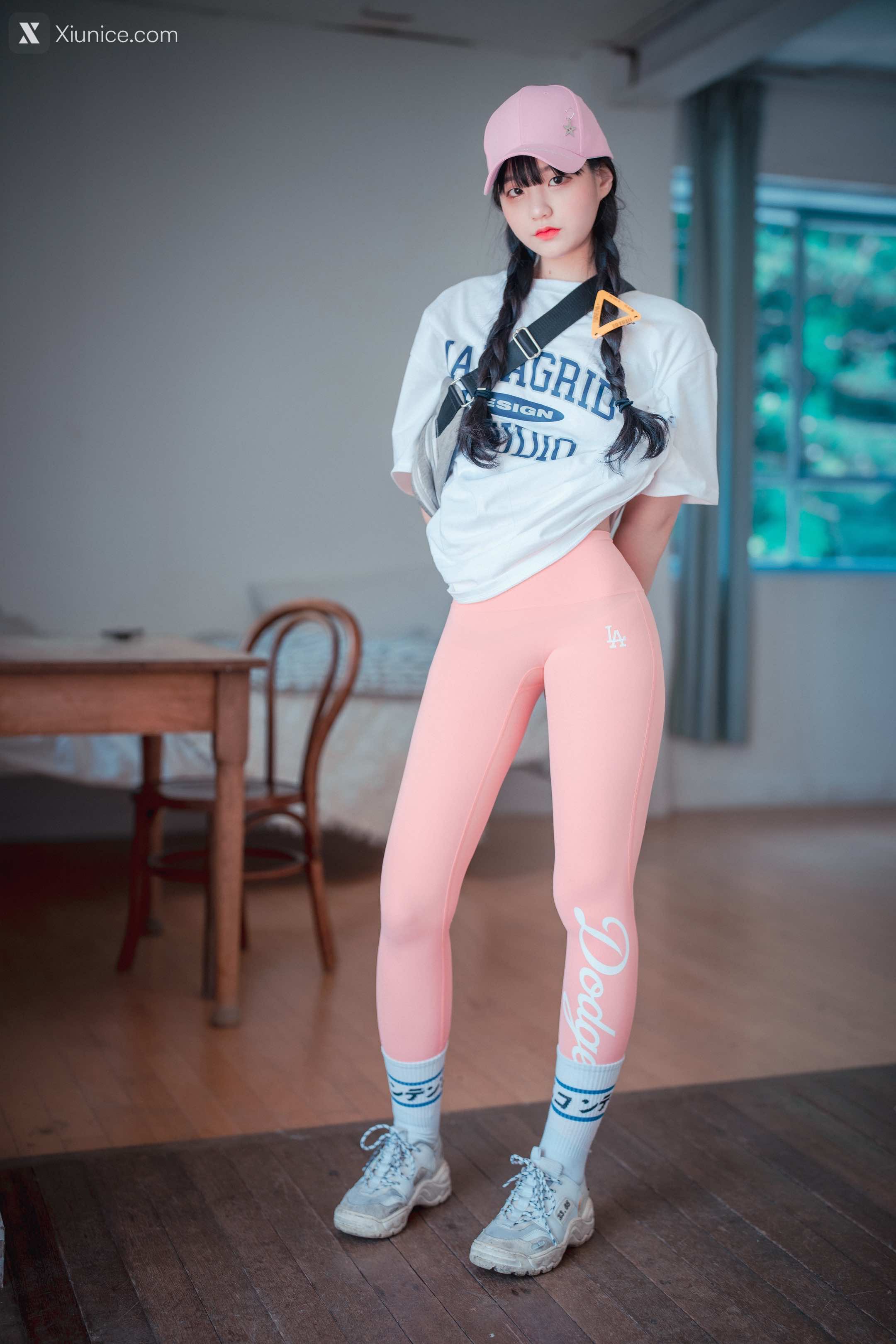 DJAWA Photo – Jeong Jenny (정제니) – Loose and Tight Pink 4K