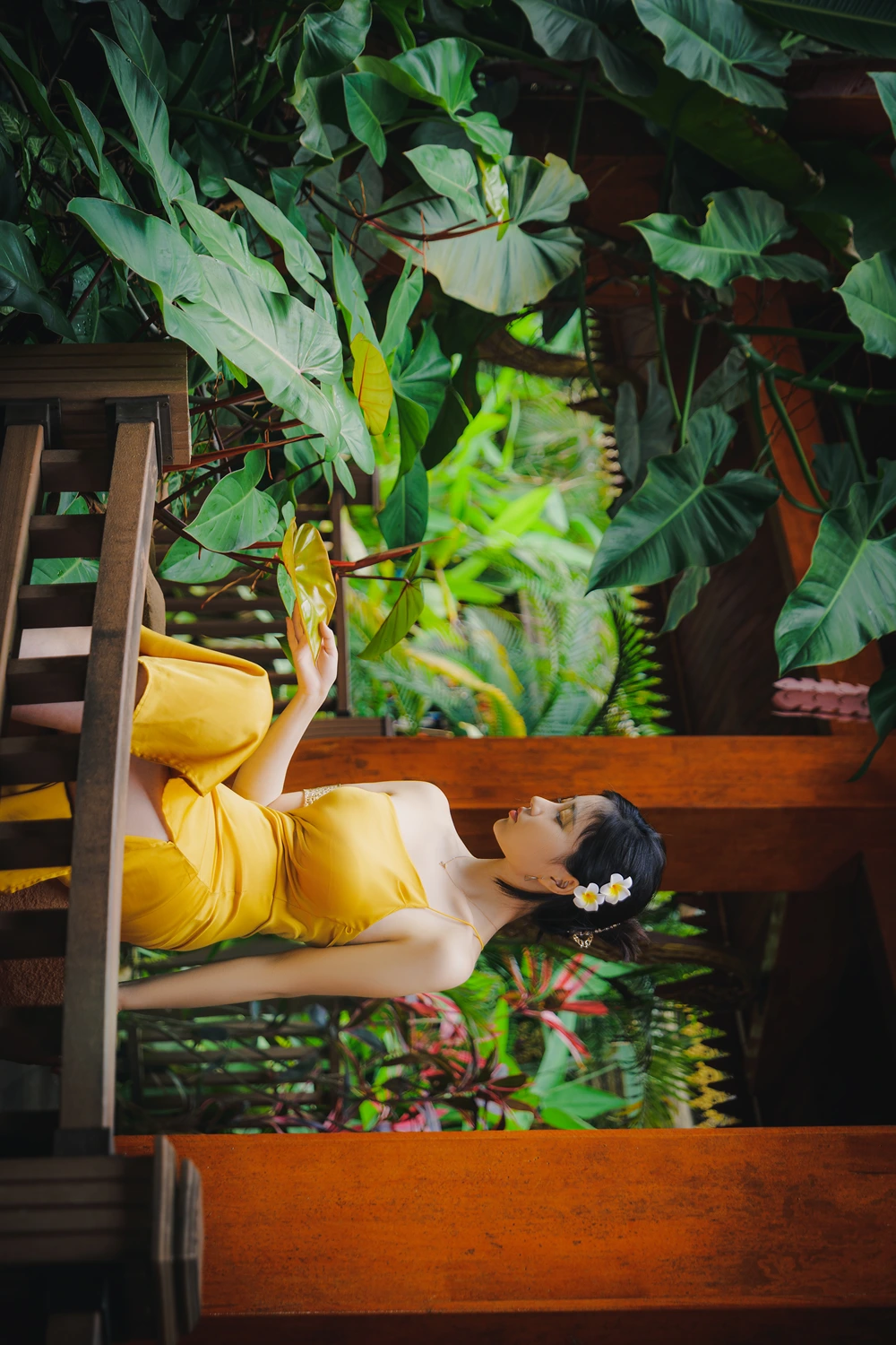 Cosplay 年年Nnian – 蒹葭