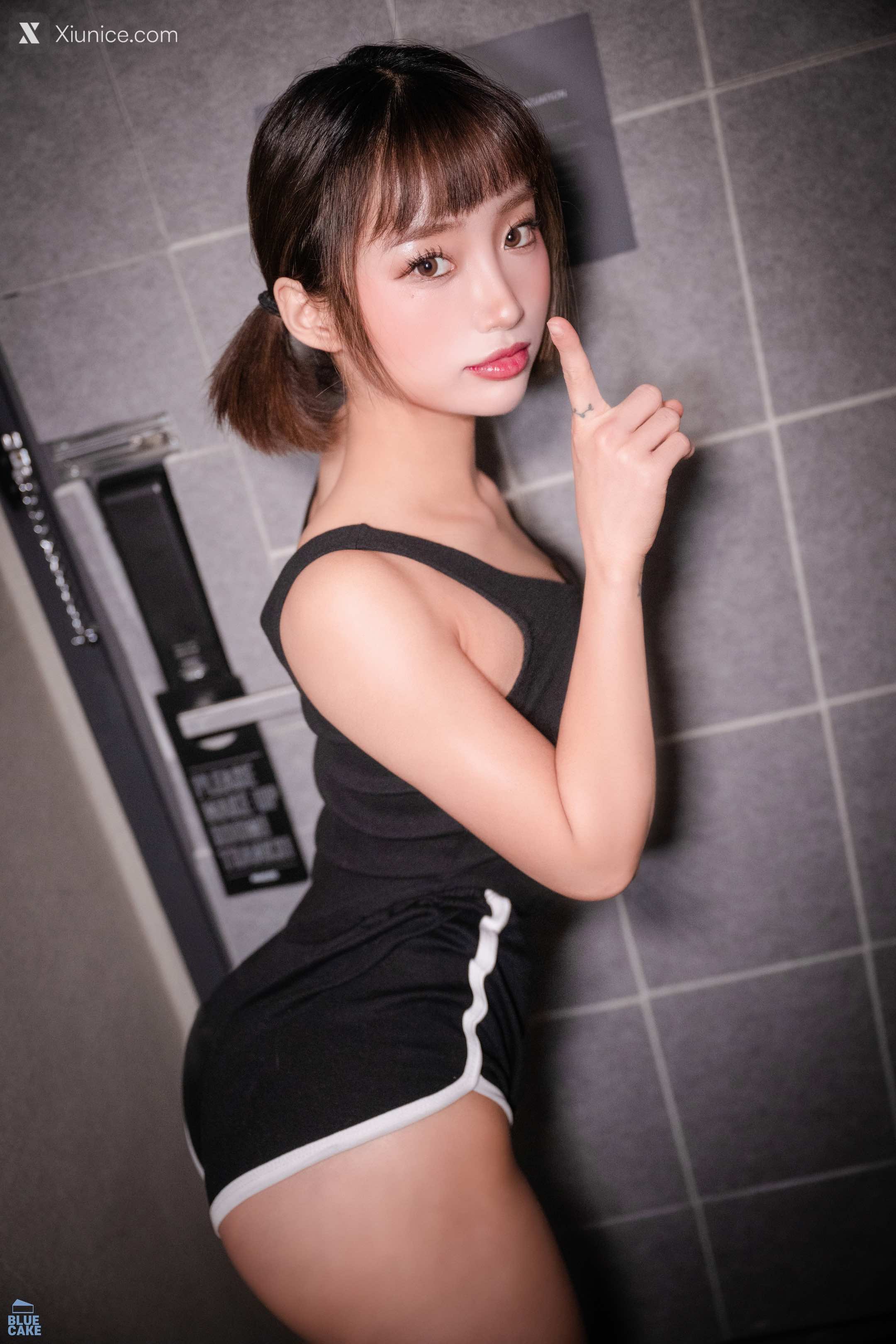 BLUECAKE Booty Queen – Love in the Dormitory (+RED.Ver) 4K