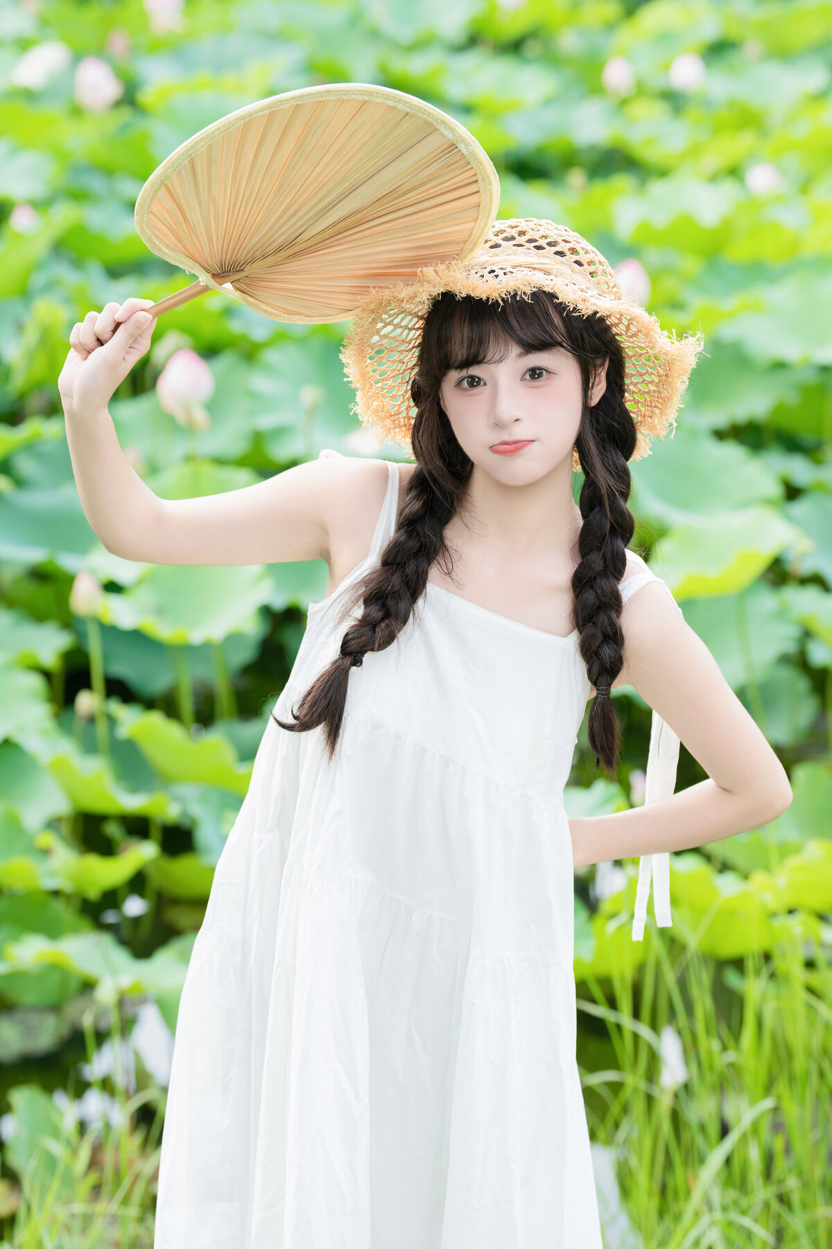 YiTuYu艺图语 Vol.10233 Xia Yu Xiao Nian