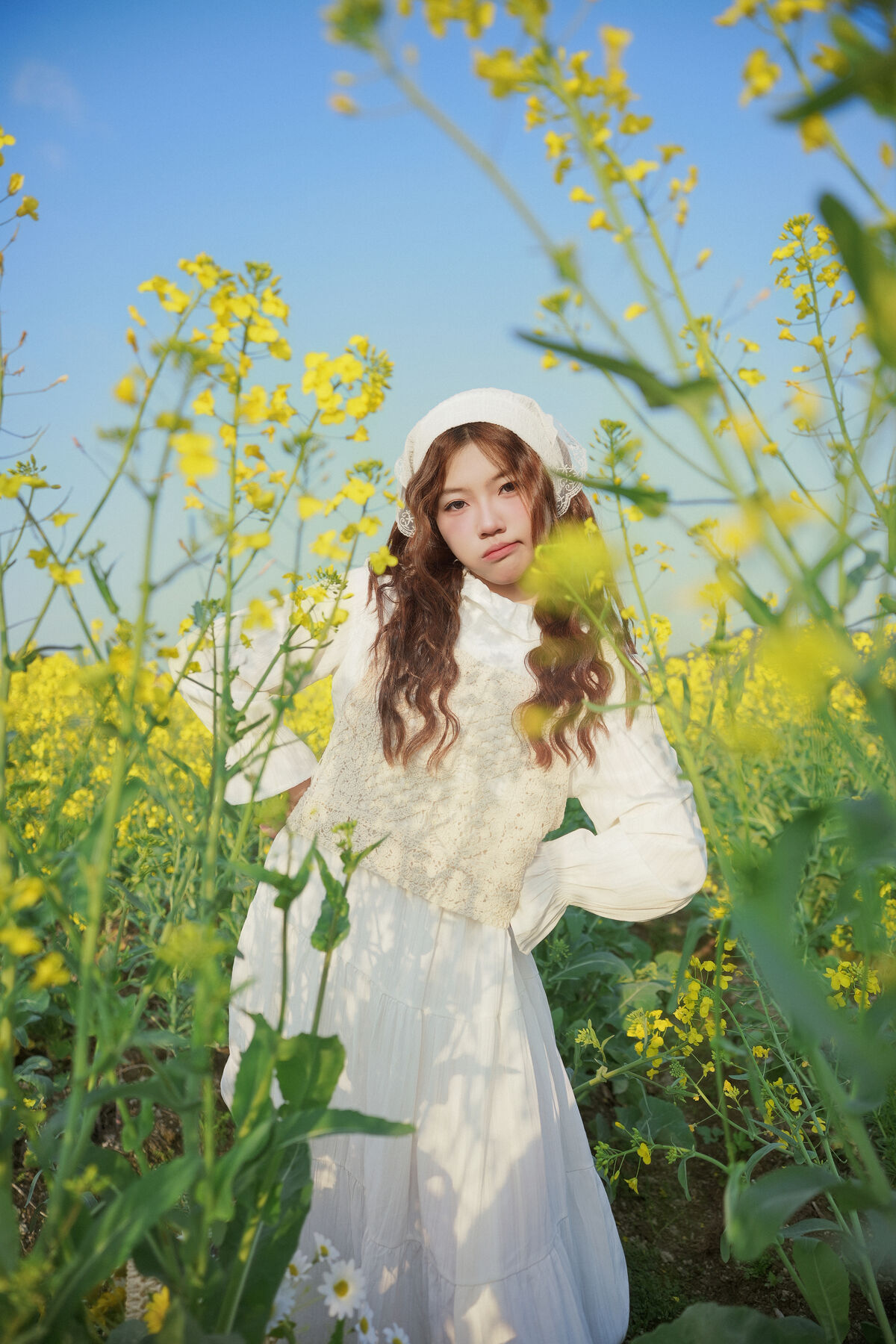 YiTuYu艺图语 Vol.10084 Jing Jing Yi