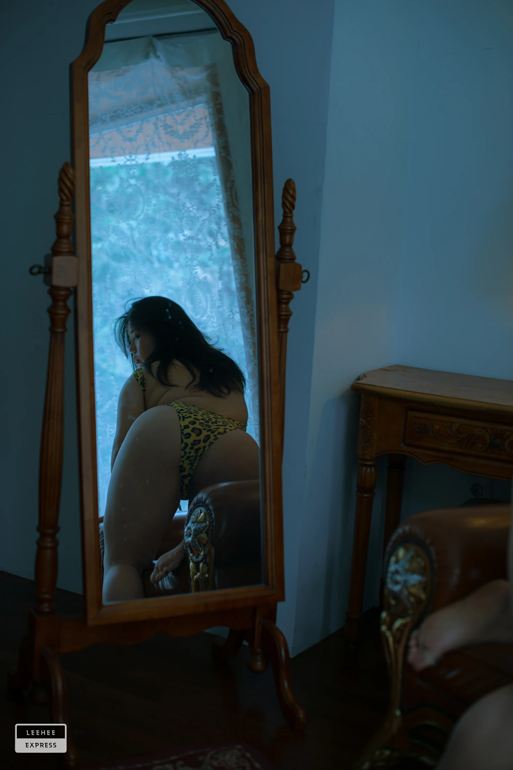 H.I , LEEHEE EXPRESS LEBE-024