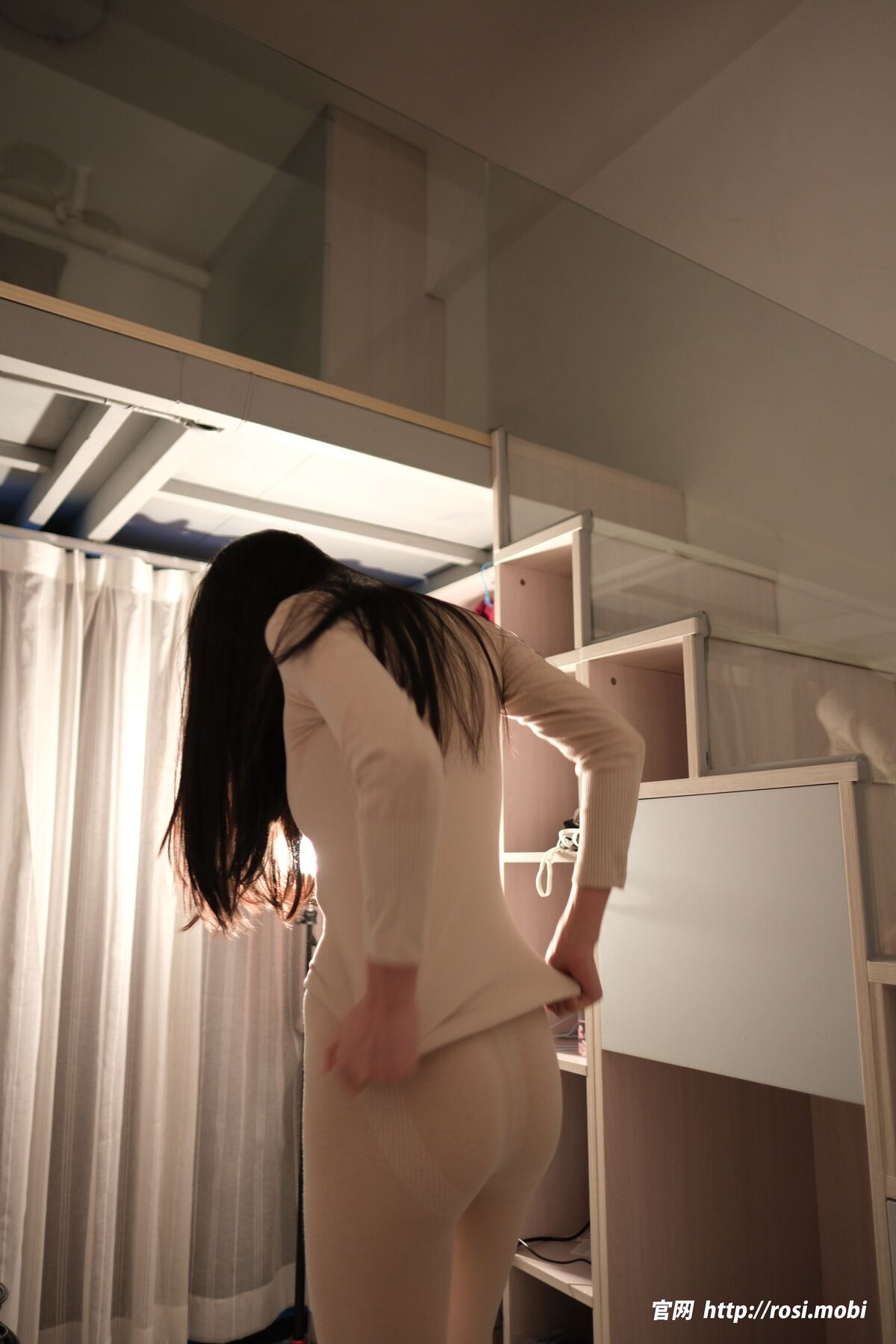 ROSI写真 2025.06.06 No.4932 Part01