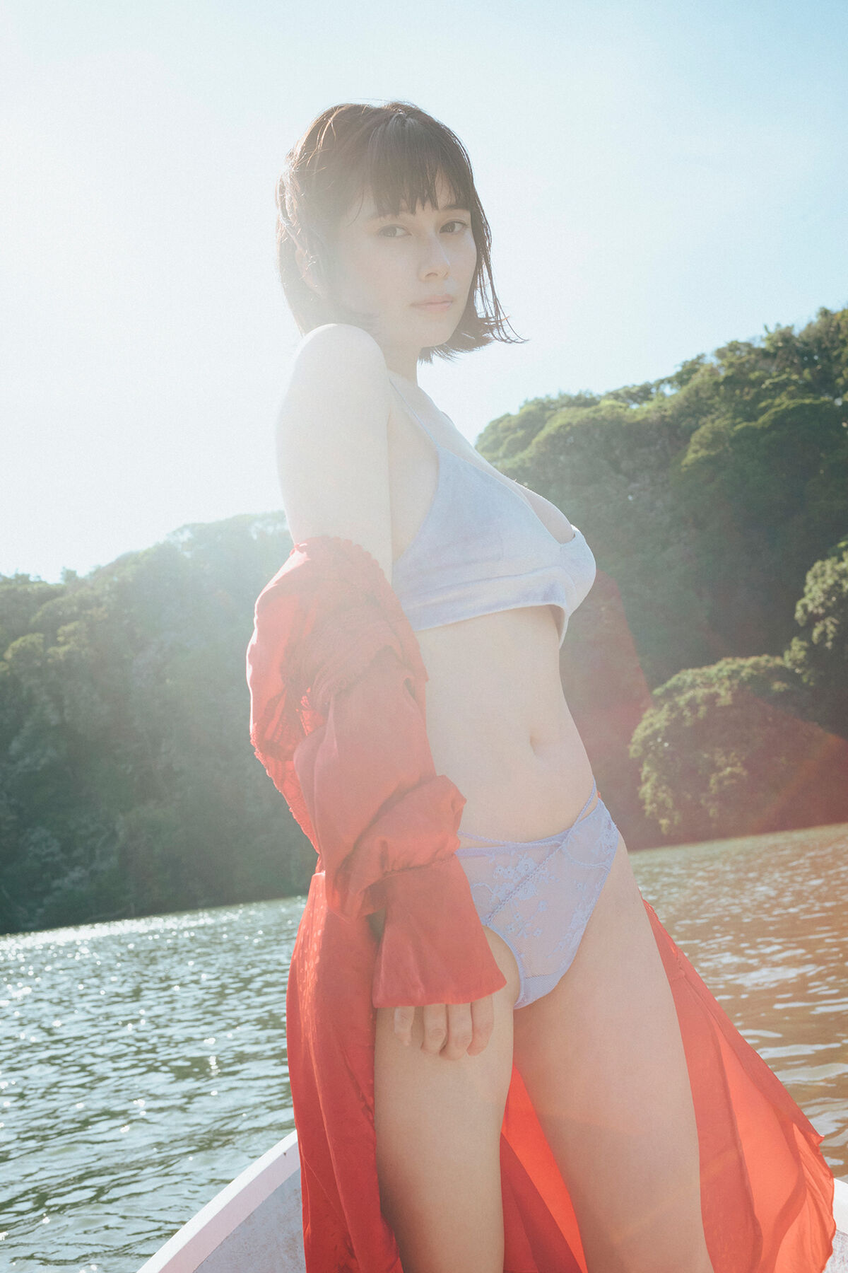 Sakurako Okubo 大久保桜子 - FLASHデジタル写真集 潮騒が聞こえる