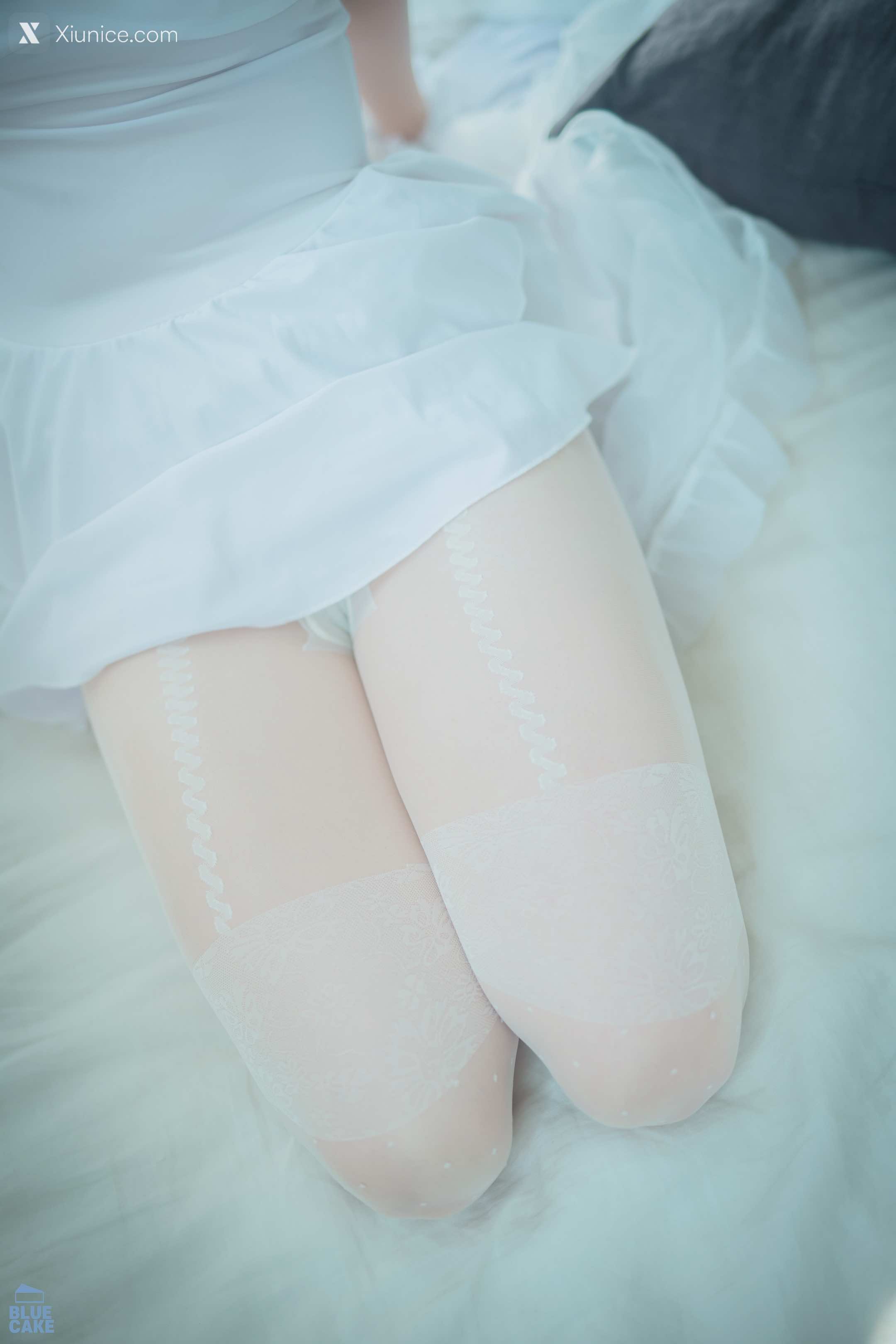 BLUECAKE Bambi (밤비) – Sticky Boosette 4K