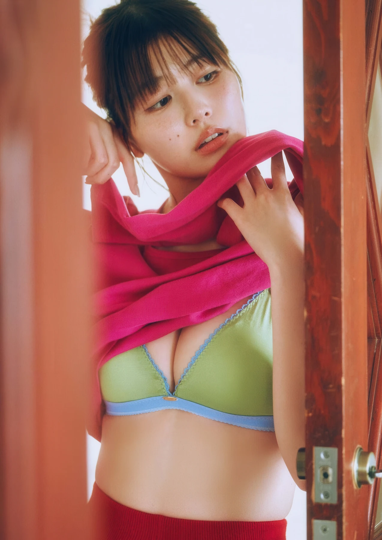 Saeki Yuzuha 冴木柚葉, Big Comic Spirits 2026 No.21 (ビッグコミックスピリッツ 2026年21号)