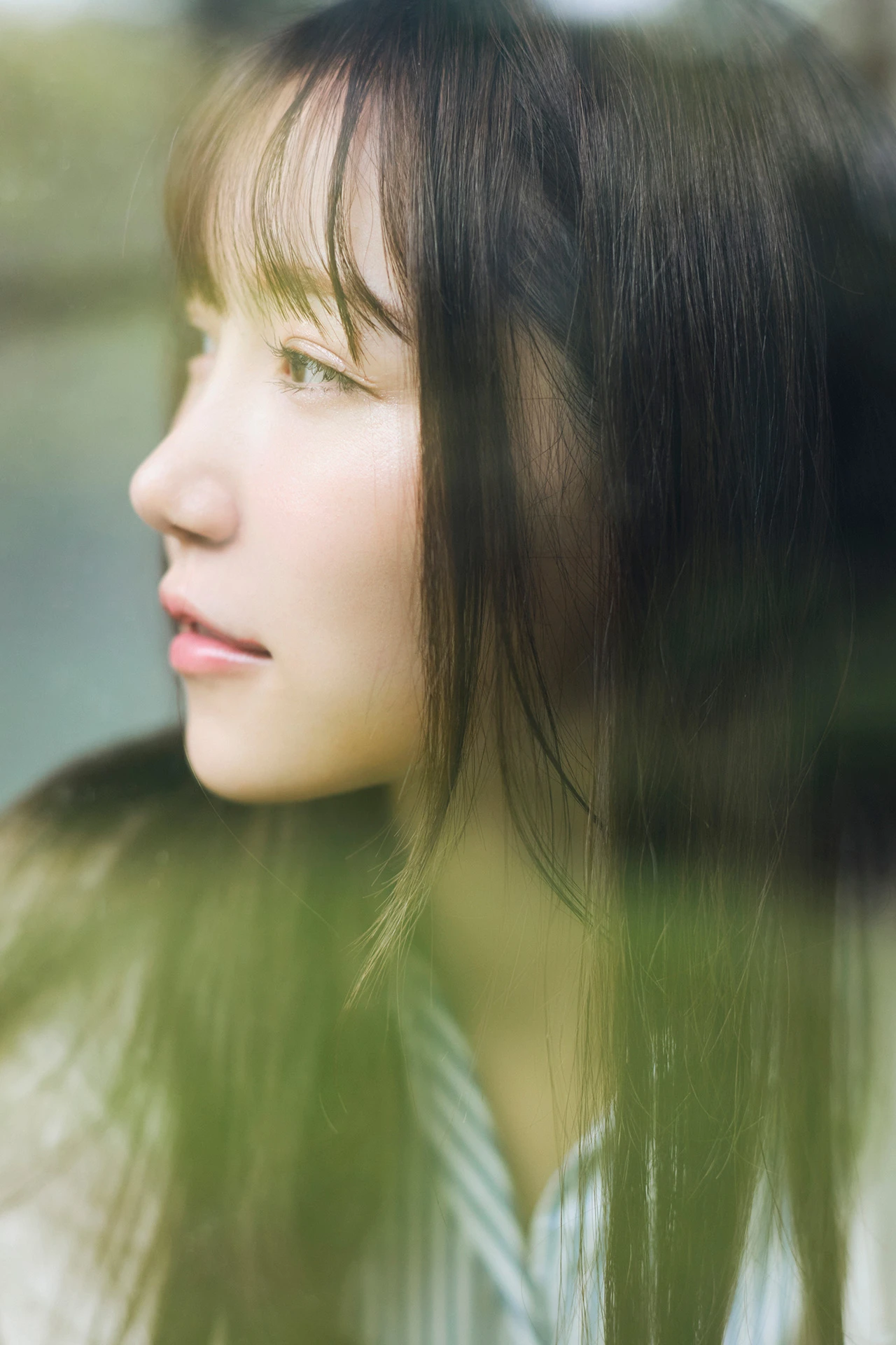 Marin Mita 三田真鈴, FLASHデジタル写真集 「見たらダメ」