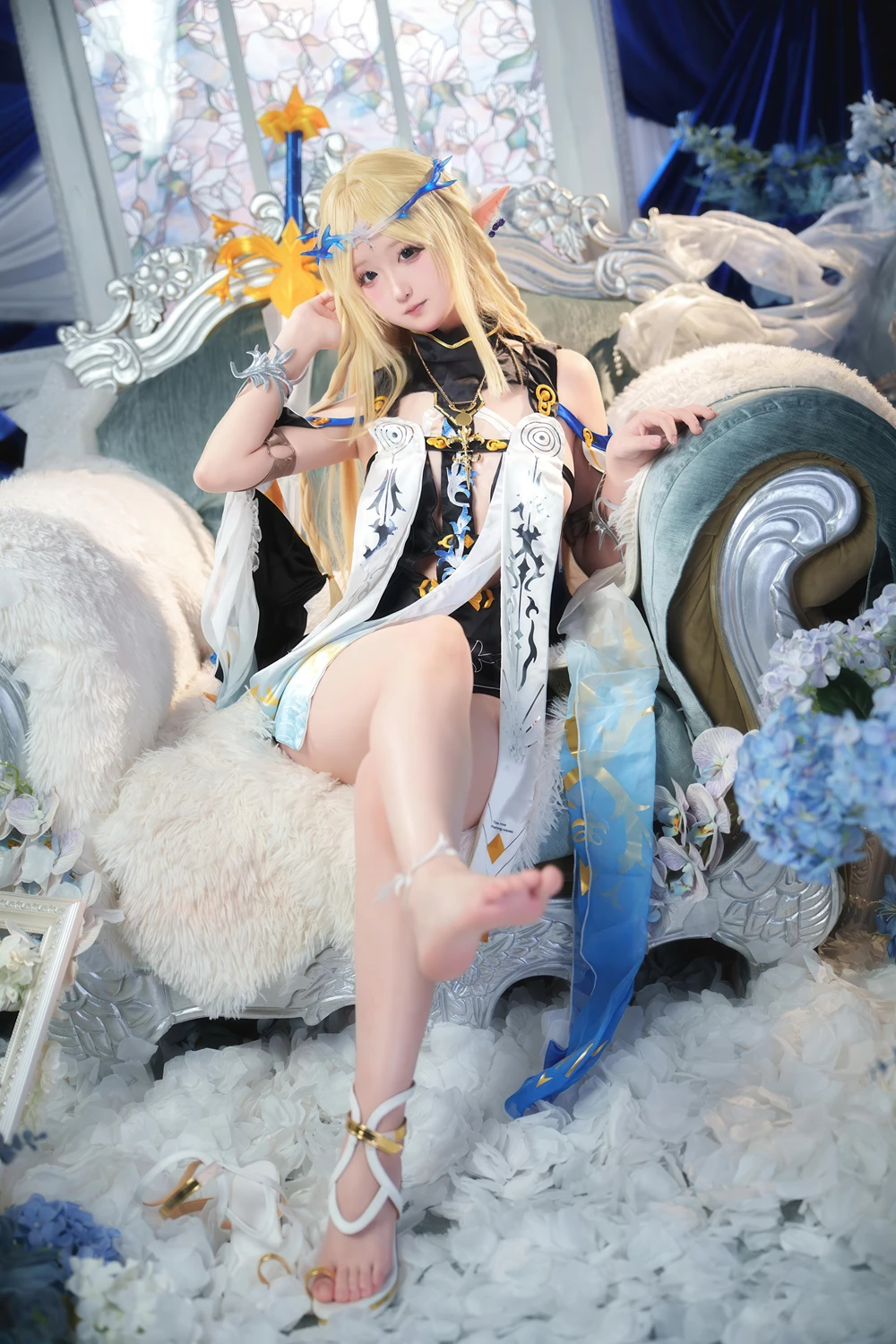 Cosplay Seele麦麦 – 鸣潮 菲比&卡提希娅·蓝色花海物语