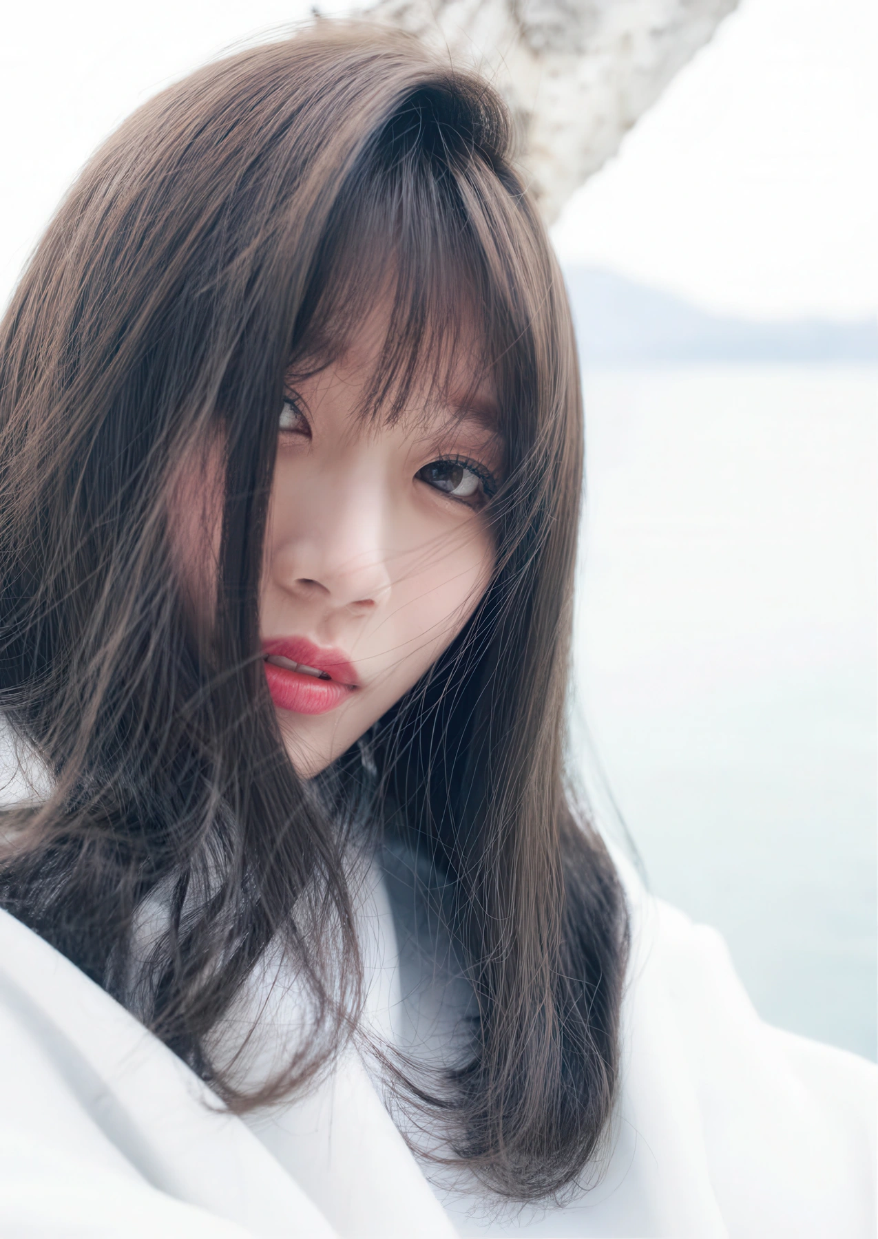 Saika Kawakita 河北彩伽, 写真集 増ページ デジタル特装版 『うたかたの花』