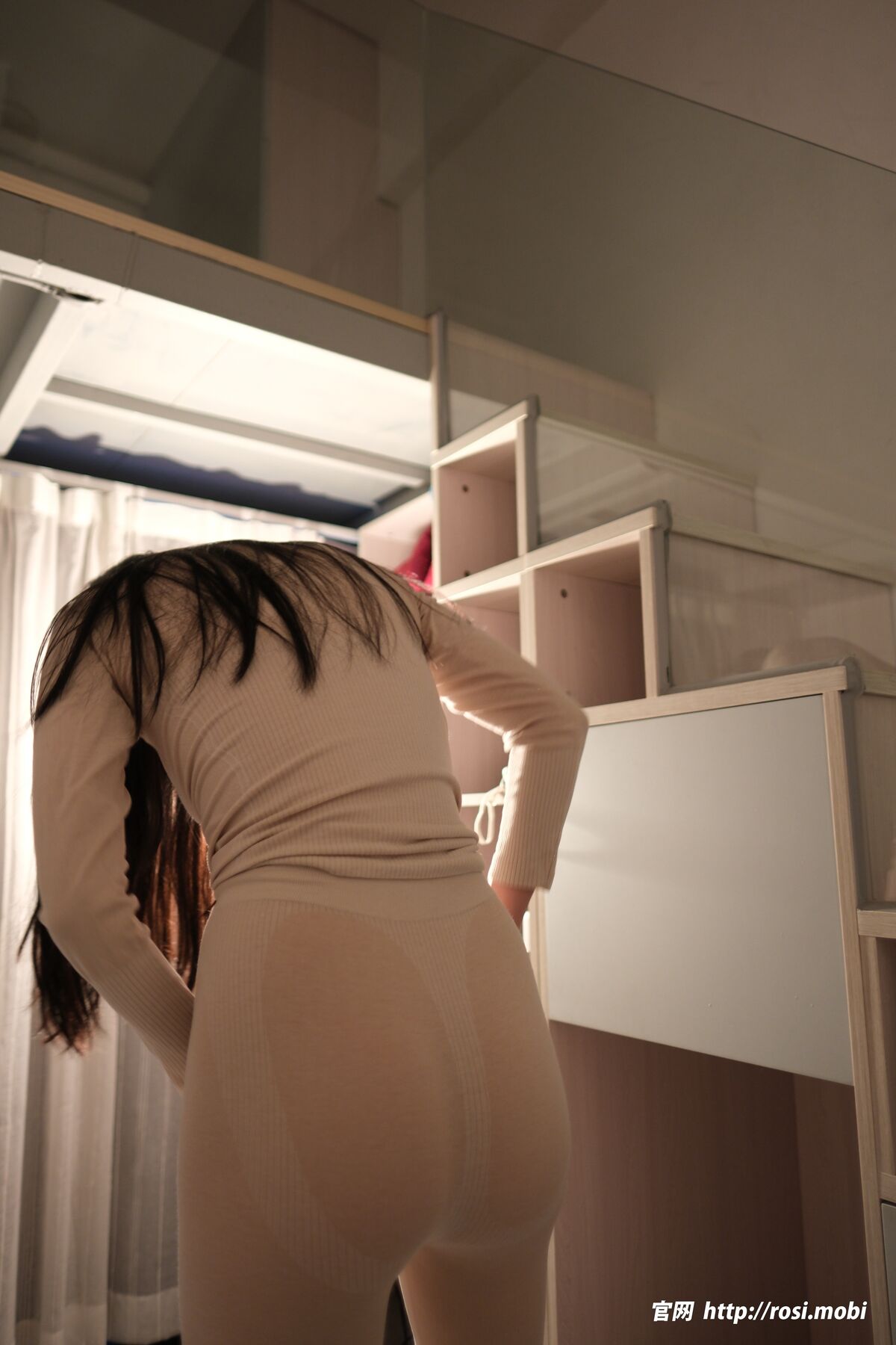 ROSI写真 2025.06.06 No.4932 Part01