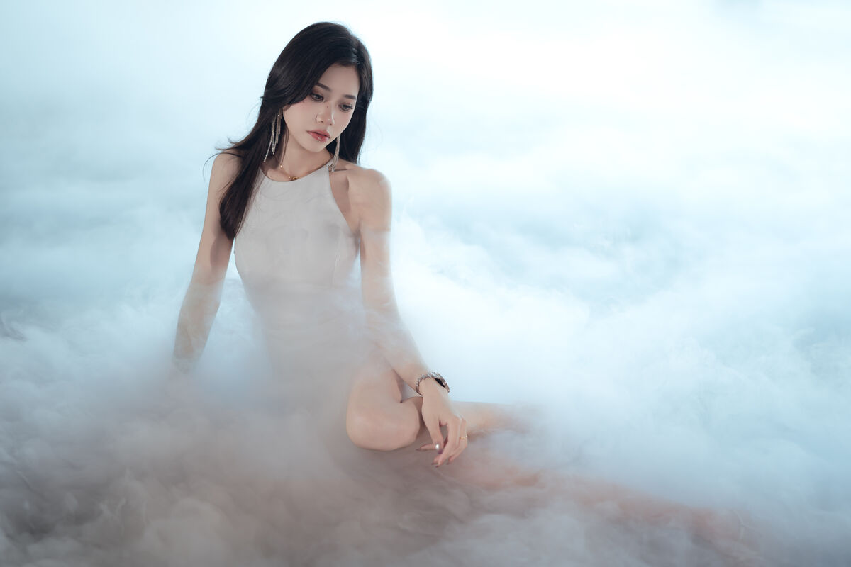 YiTuYu艺图语 Vol.10032 Lu Lu