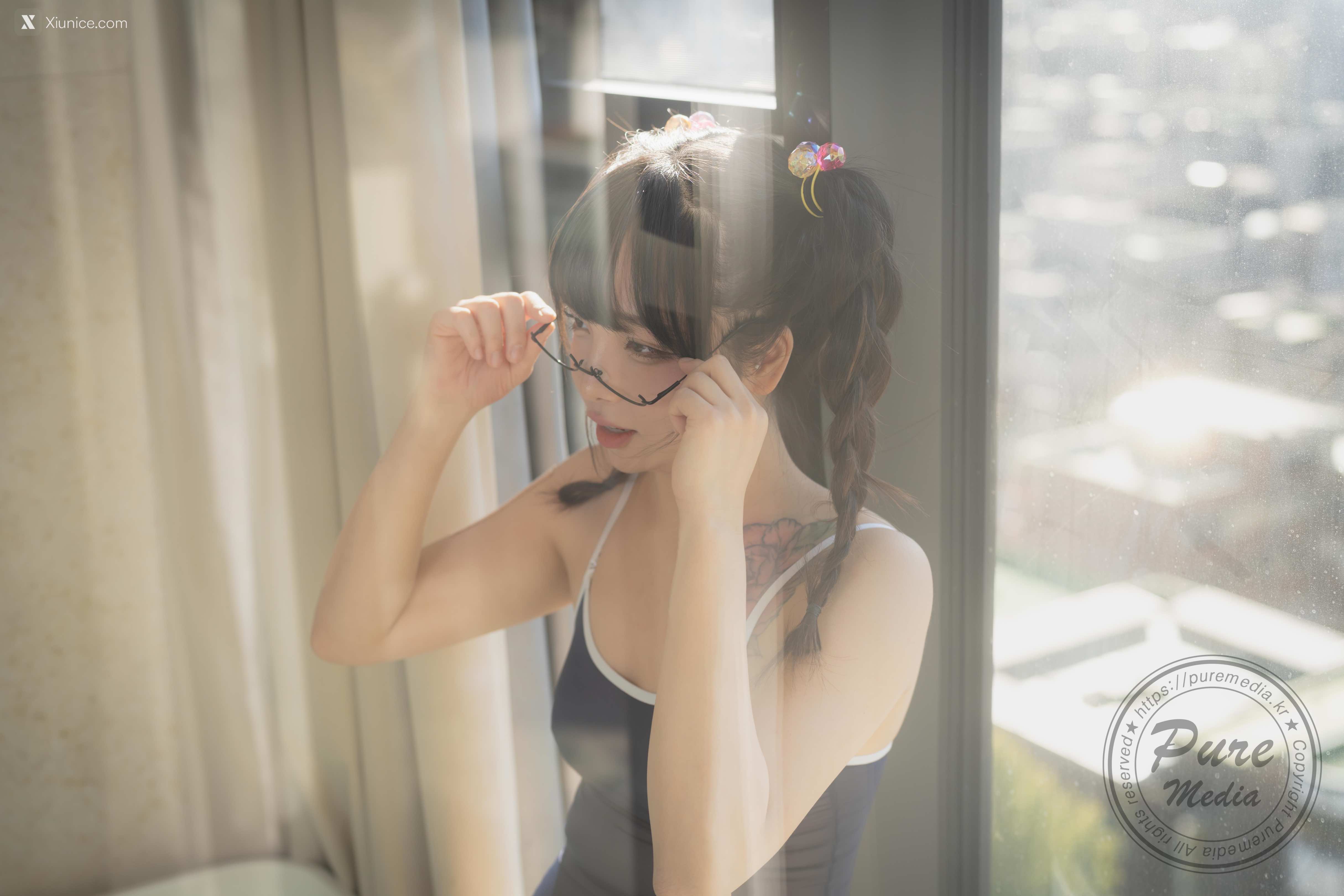 Pure Media Vol.262 Jelly (젤리) – Is Watching Ero Animation 4K