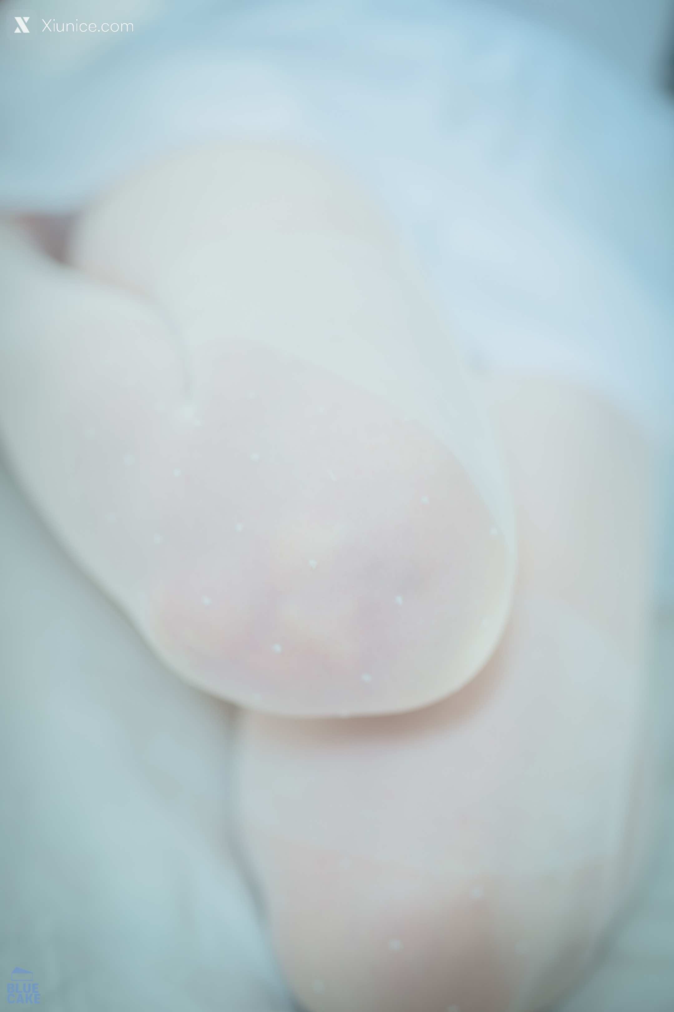 BLUECAKE Bambi (밤비) – Sticky Boosette 4K