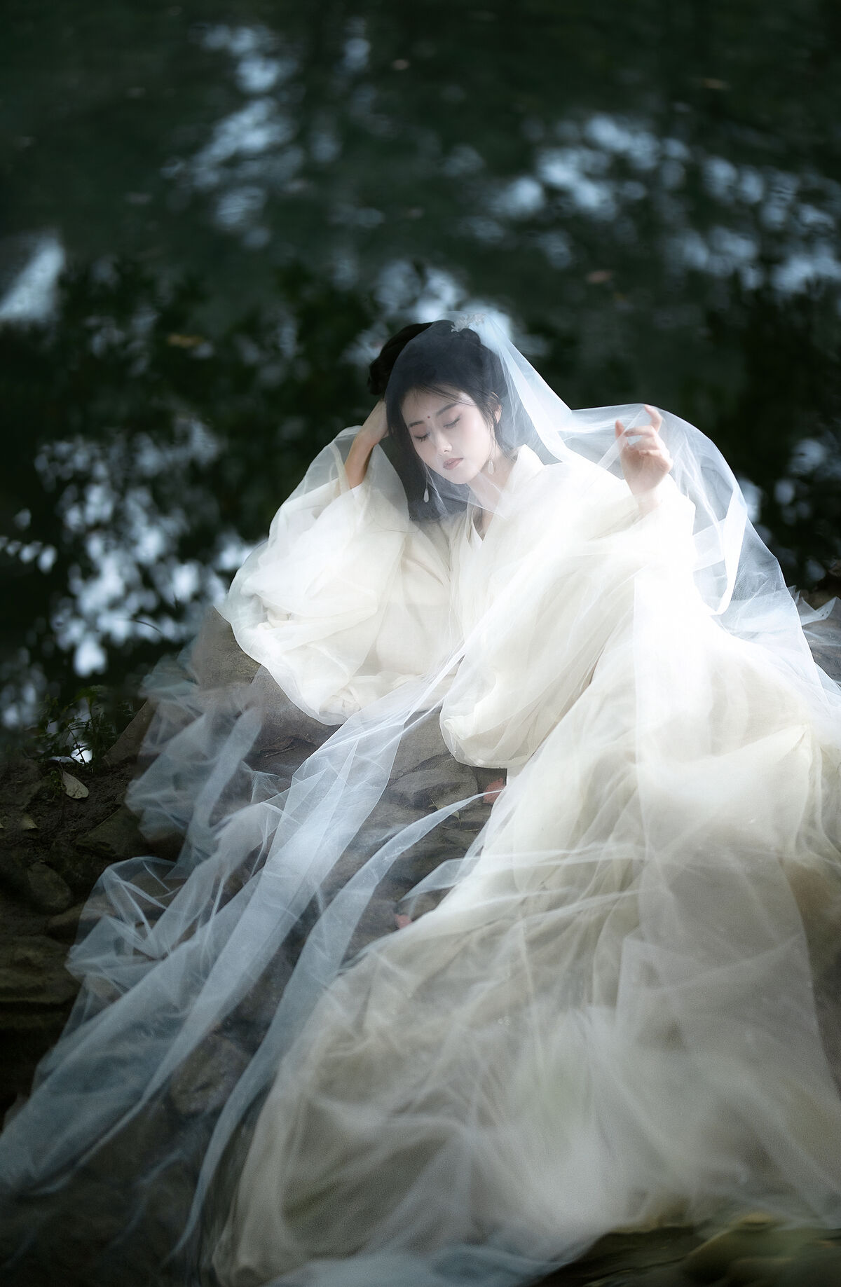 YiTuYu艺图语 Vol.10082 Ren Jian Yue-Su Chen