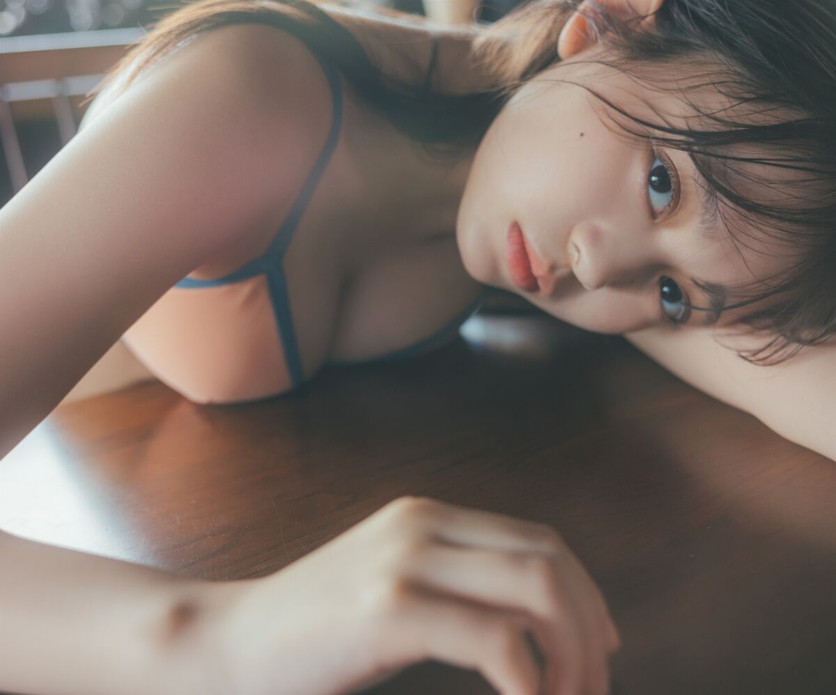 Mai Horai 蓬莱舞 - 写真集 See eye to eye 週プレ PHOTO BOOK