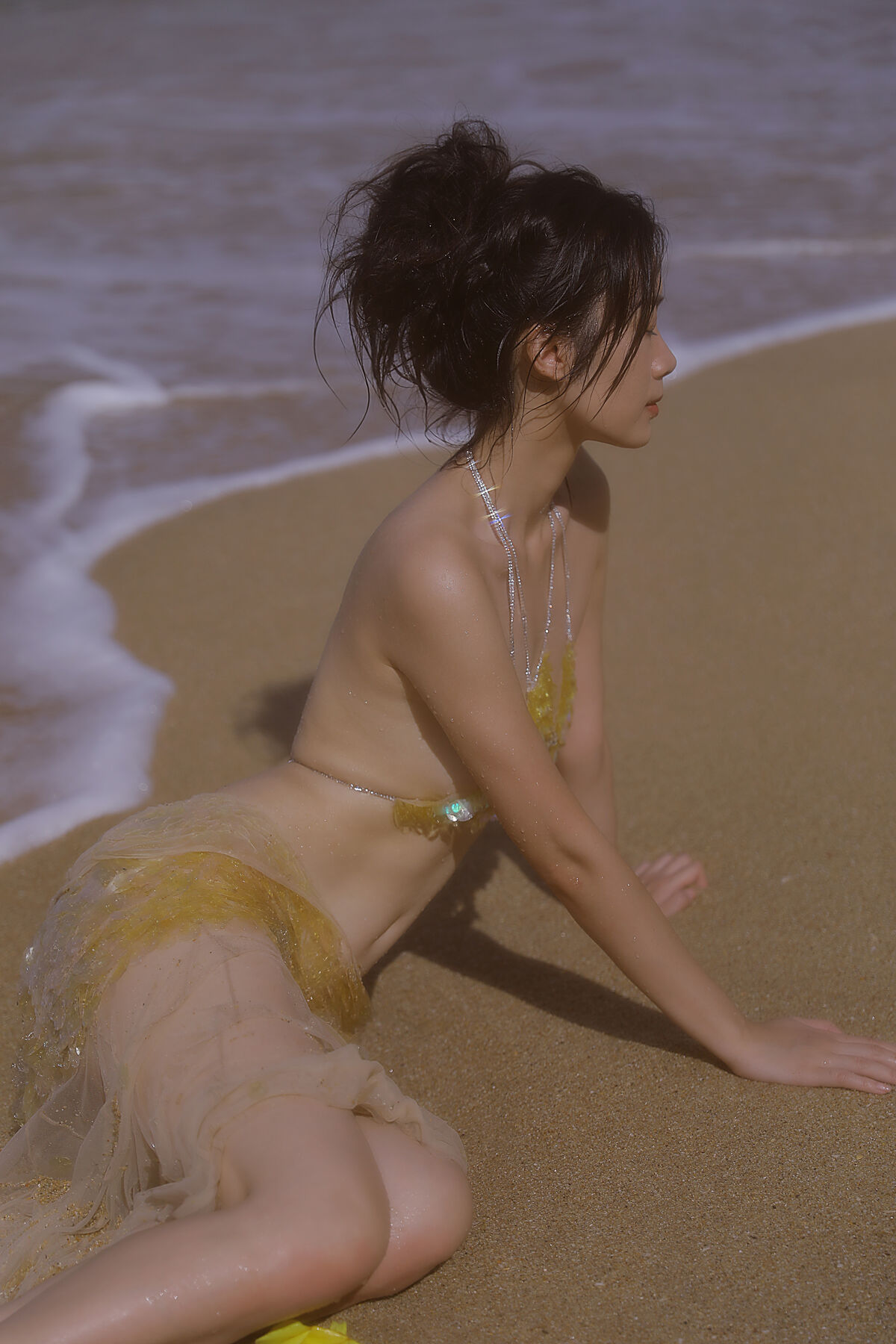 YiTuYu艺图语 Vol.10031 Liu Liu