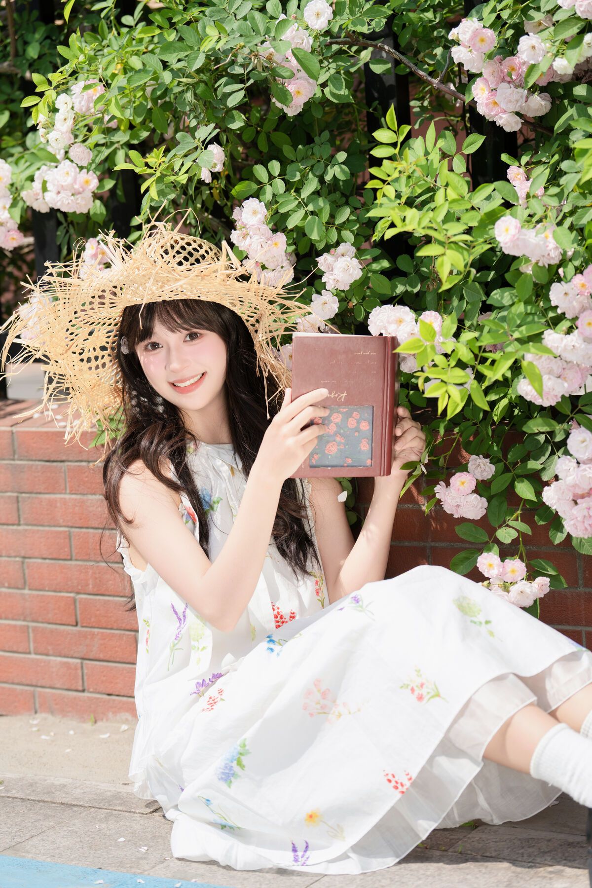 YiTuYu艺图语 Vol.10121 Xia Yu Xiao Nian