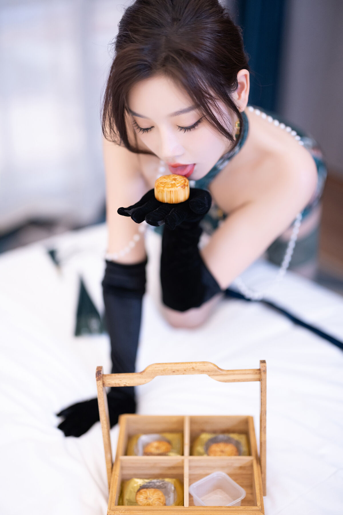 内购无水印 Yang Chen Chen 杨晨晨Yome - 秀人网模特 绿色情趣内衣 Part01