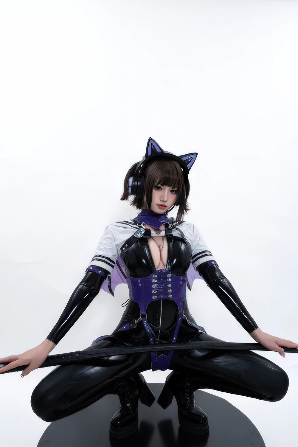 Cosplay 柒柒要乖哦 – 猎狼女