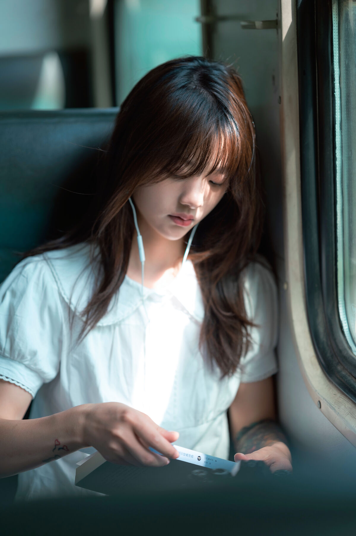 YiTuYu艺图语 Vol.10076 A Miao De Fan Fan