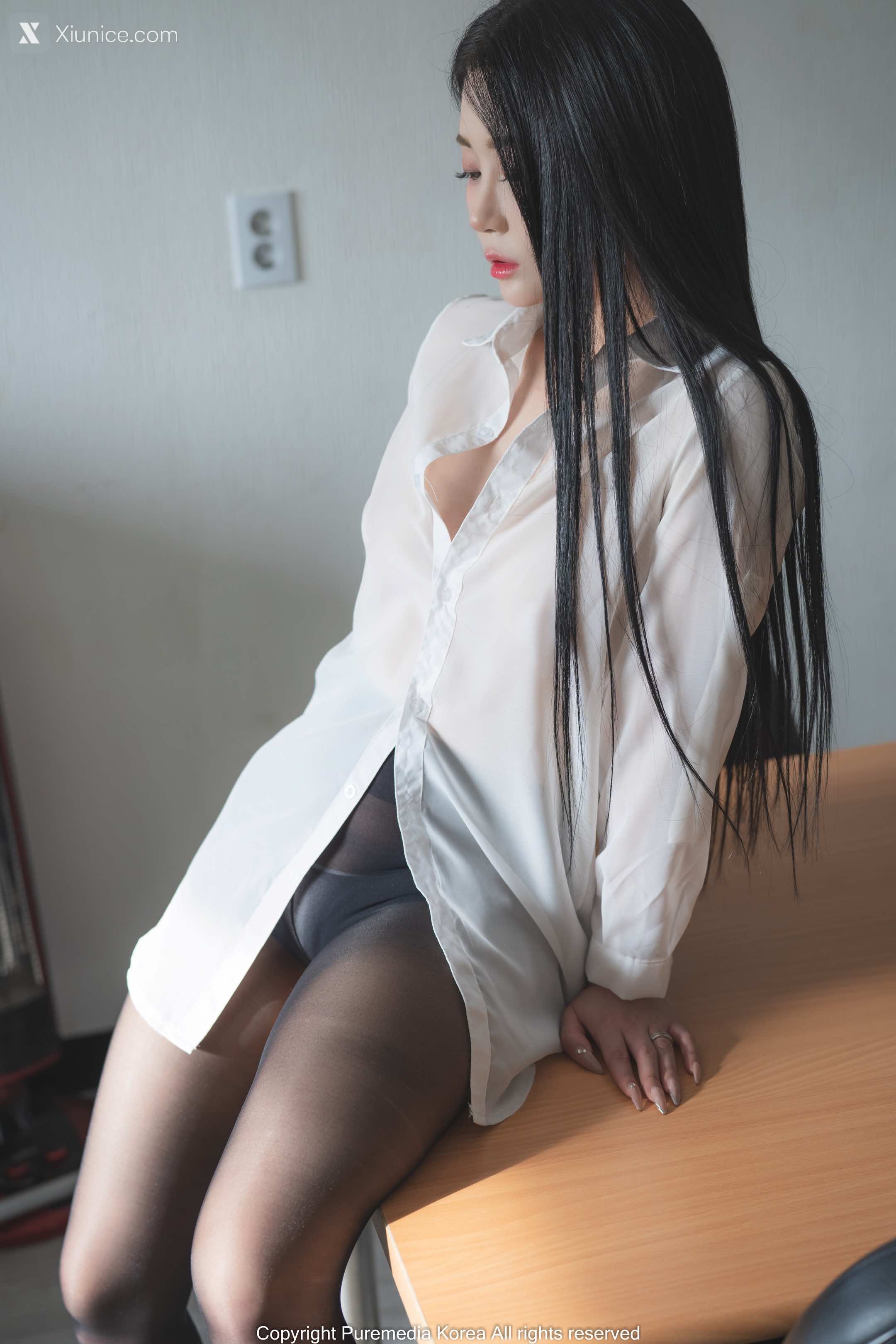 Pure Media Vol.182 Bomi (보미) – Bomistry’s Office 4K