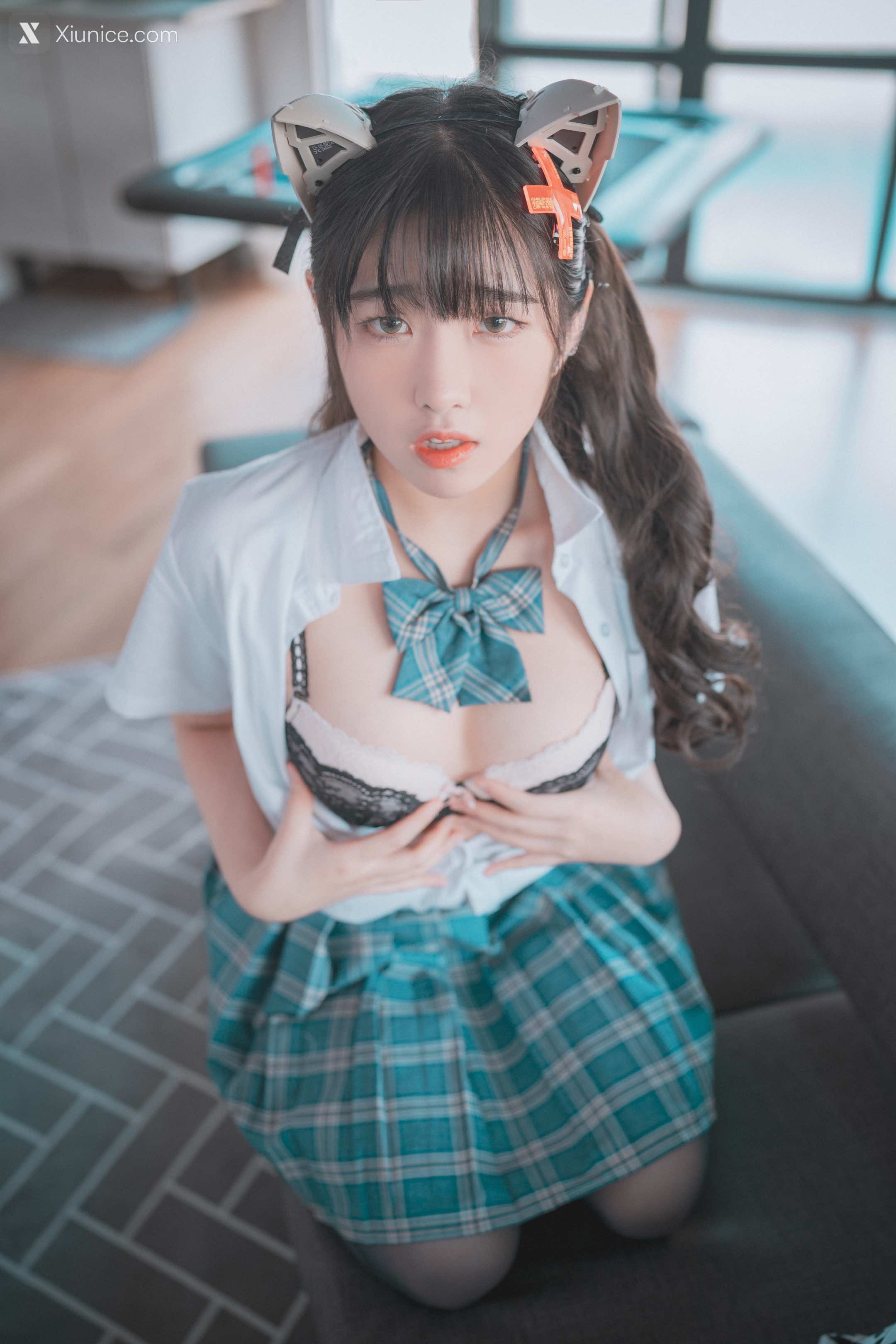 DJAWA Photo – Sonson (손손) – “Plug Me In” 4K