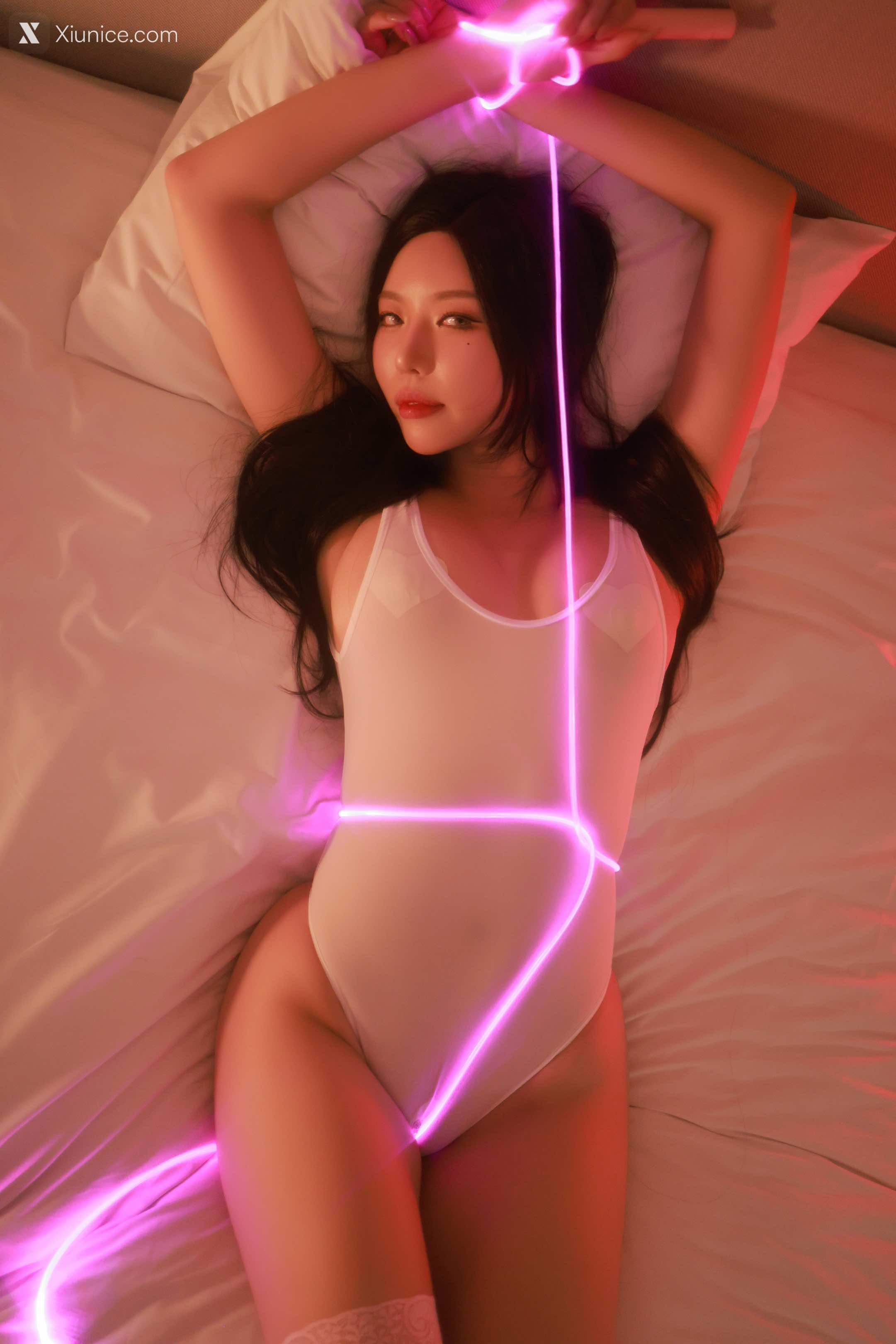 Dongeuran (동그란) – Jump Rope 4K