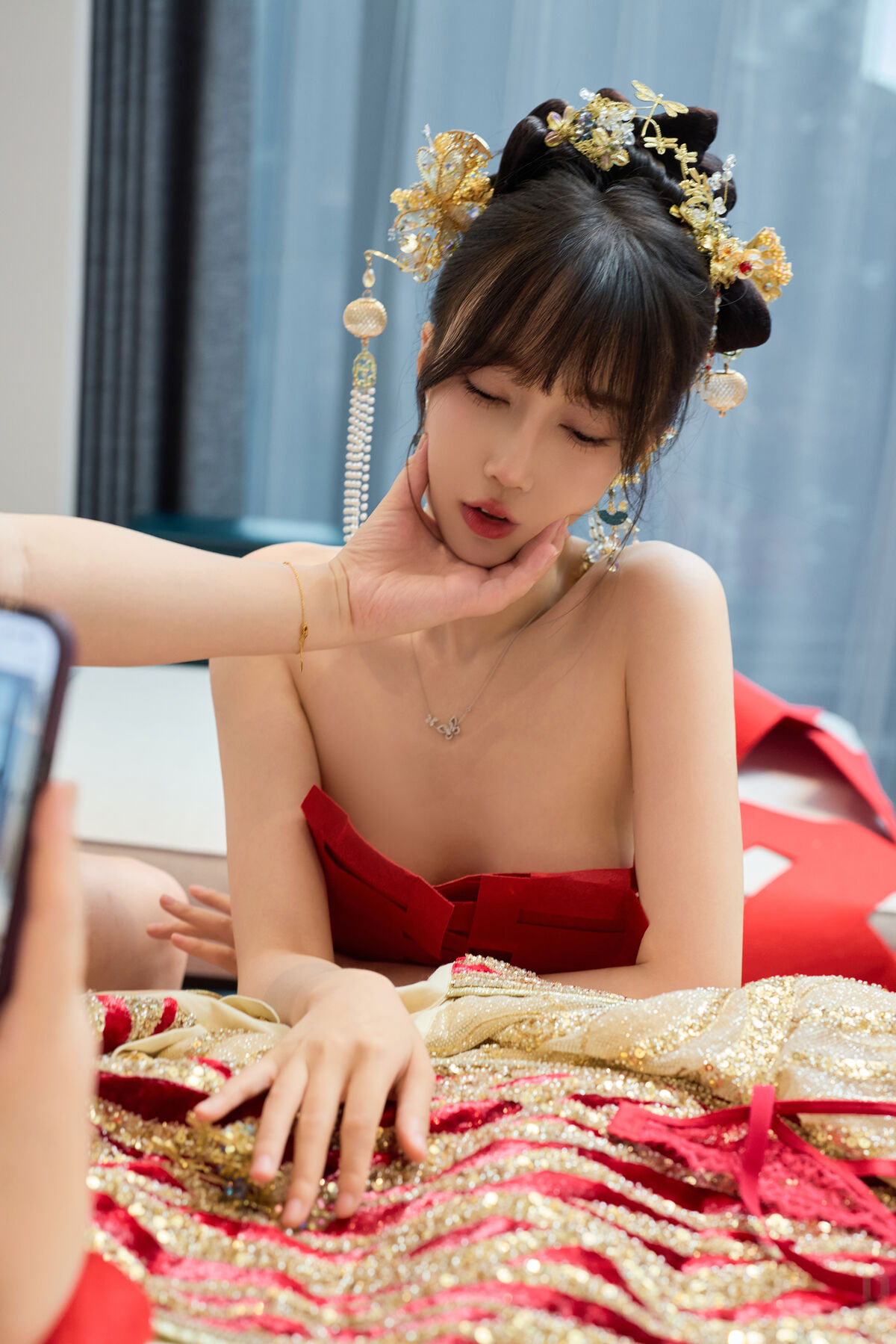 内购无水印 Yue Er Yue Er 玥儿玥er - 秀人网模特 性感秀禾服