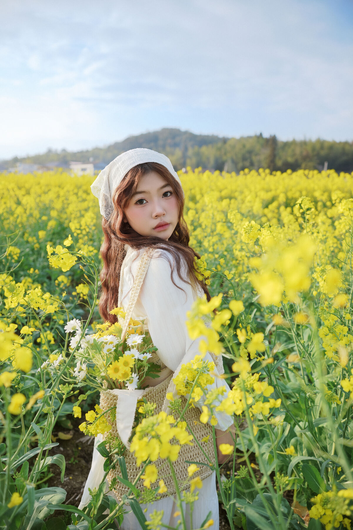 YiTuYu艺图语 Vol.10084 Jing Jing Yi