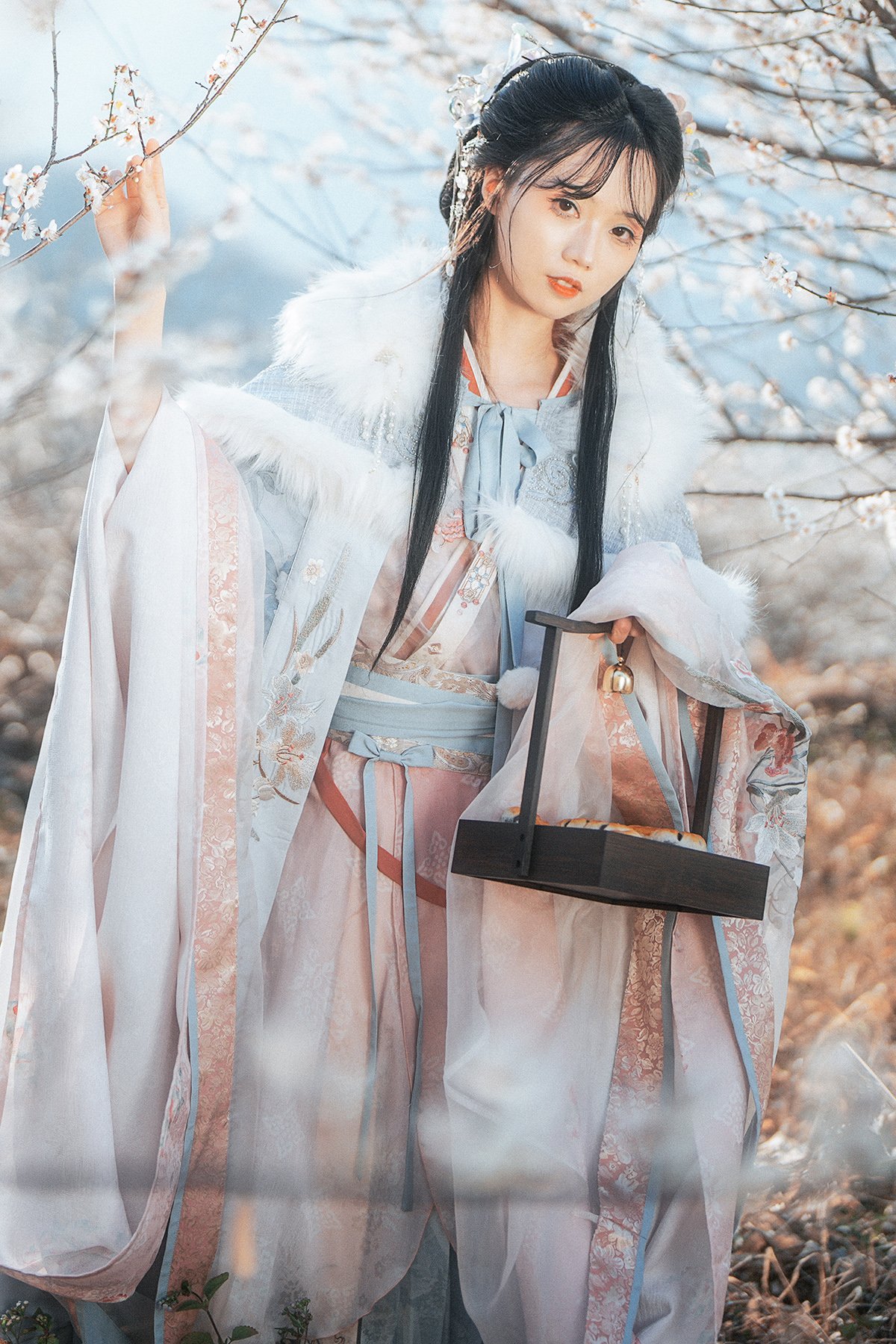 YiTuYu艺图语 Vol.10209 Nan You Chen Miao Miao