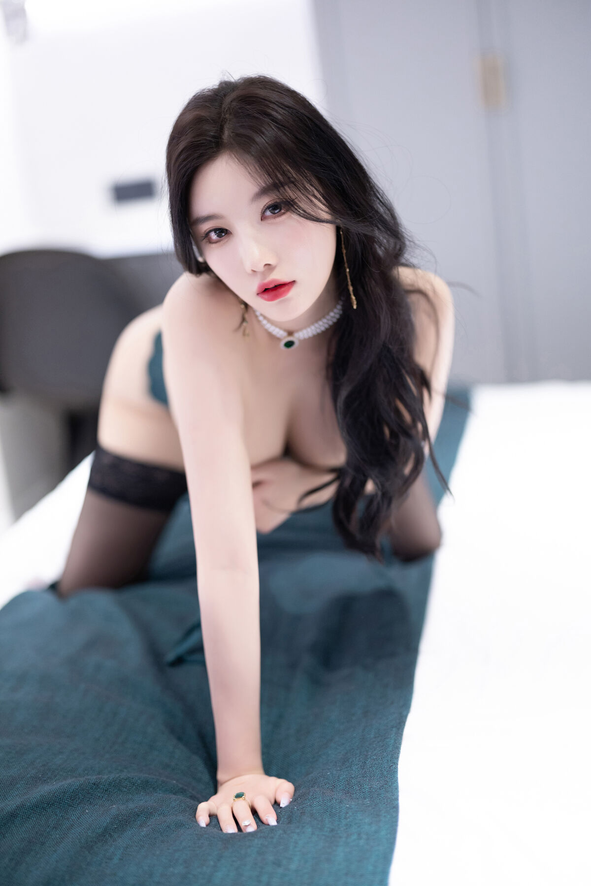 内购无水印 Yang Chen Chen 杨晨晨Yome - 秀人网模特 高跟肉丝无内 Part02