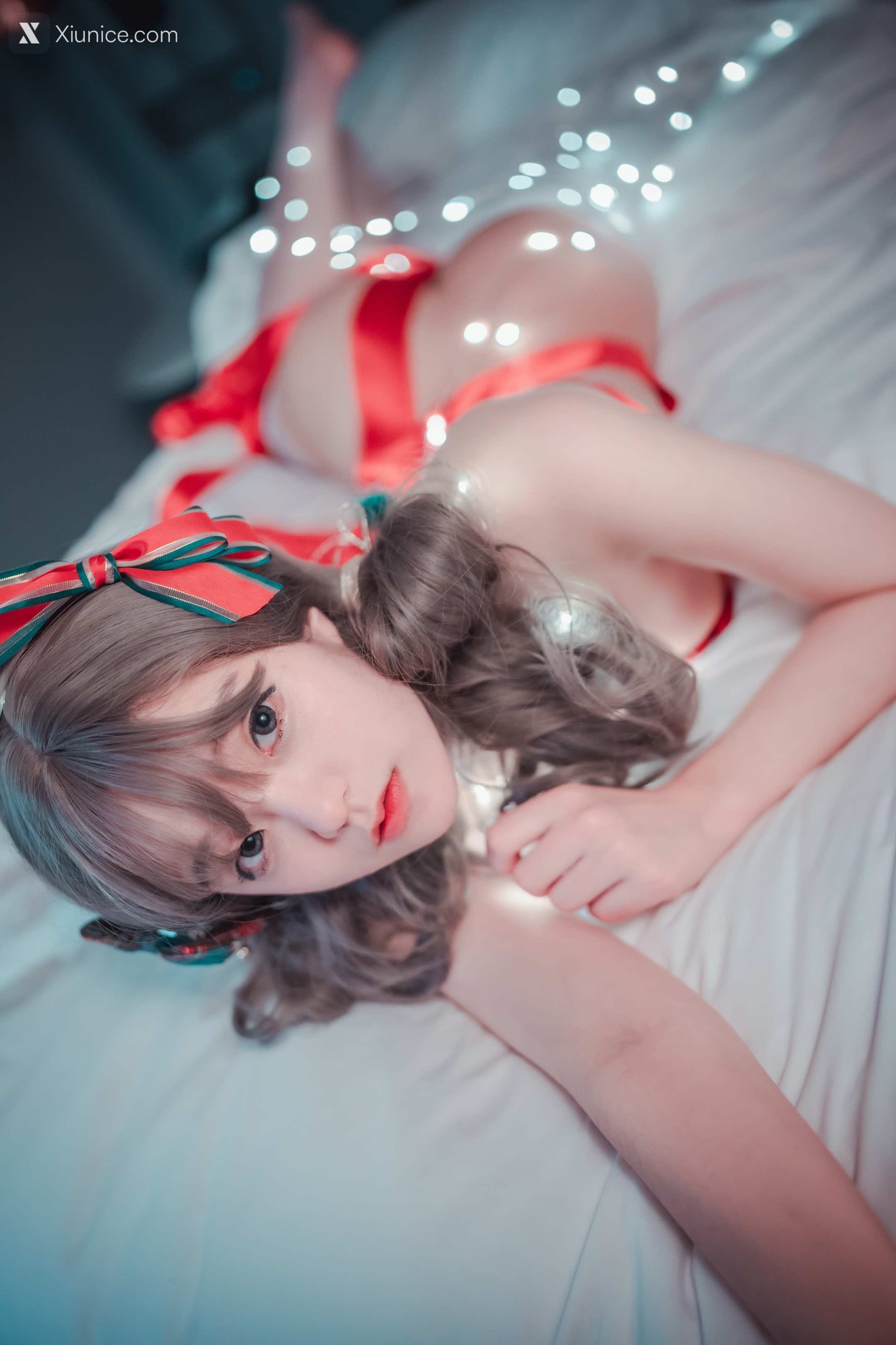 DJAWA Photo – Jeong Jenny (정제니) – Christmas Special 2022 4K