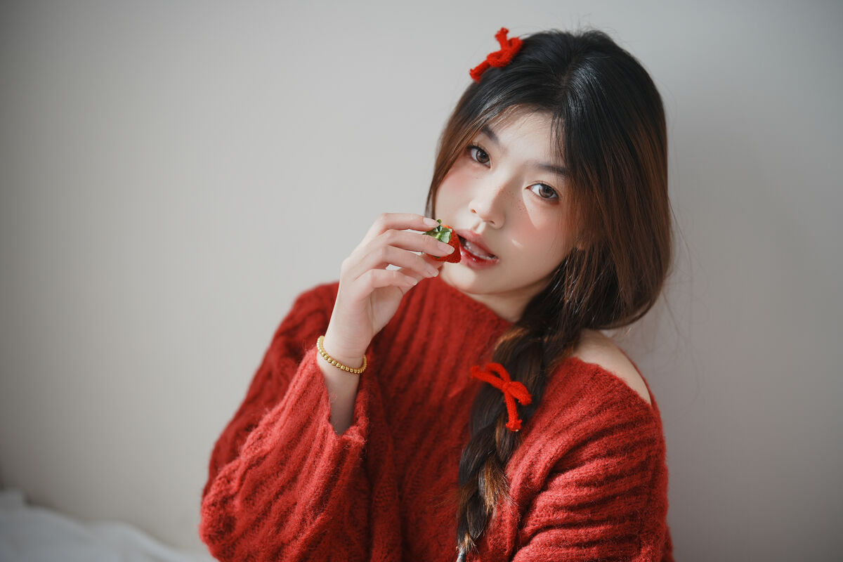 YiTuYu艺图语 Vol.10067 Jing Jing Yi