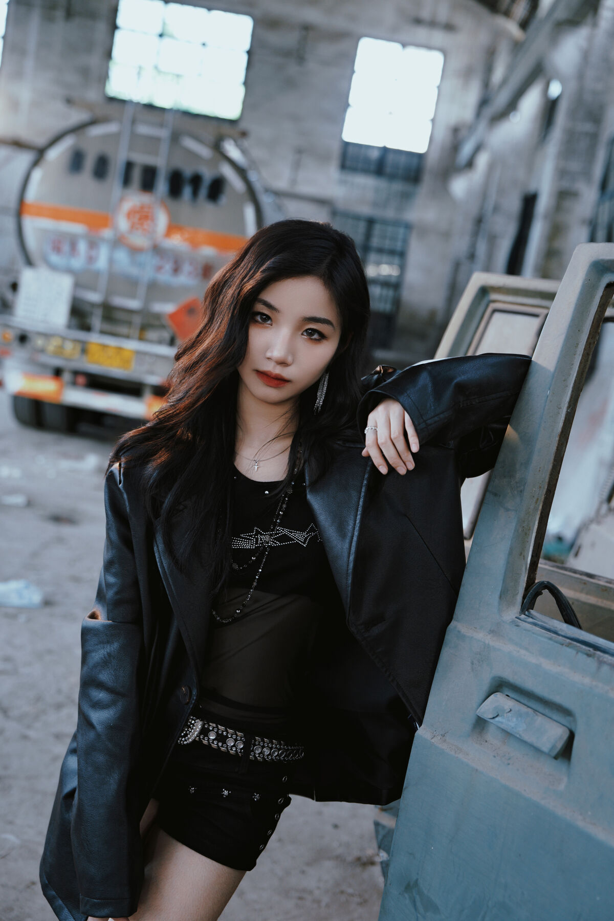 YiTuYu艺图语 Vol.10154 Tou Ming Yu Yu