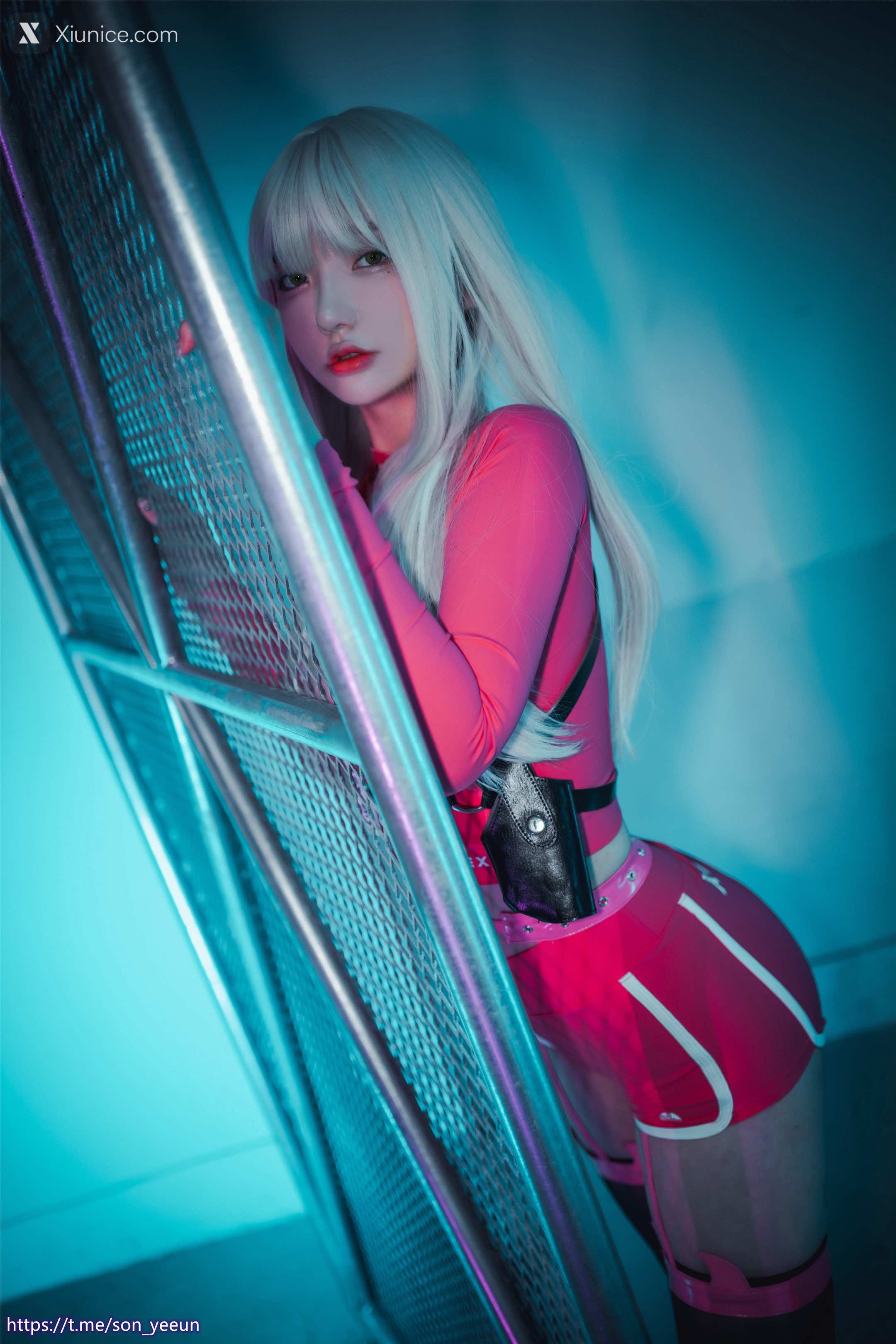 DJAWA Photo – Son Ye-Eun (손예은) – [Squid Game] Triangle Soldier 4K