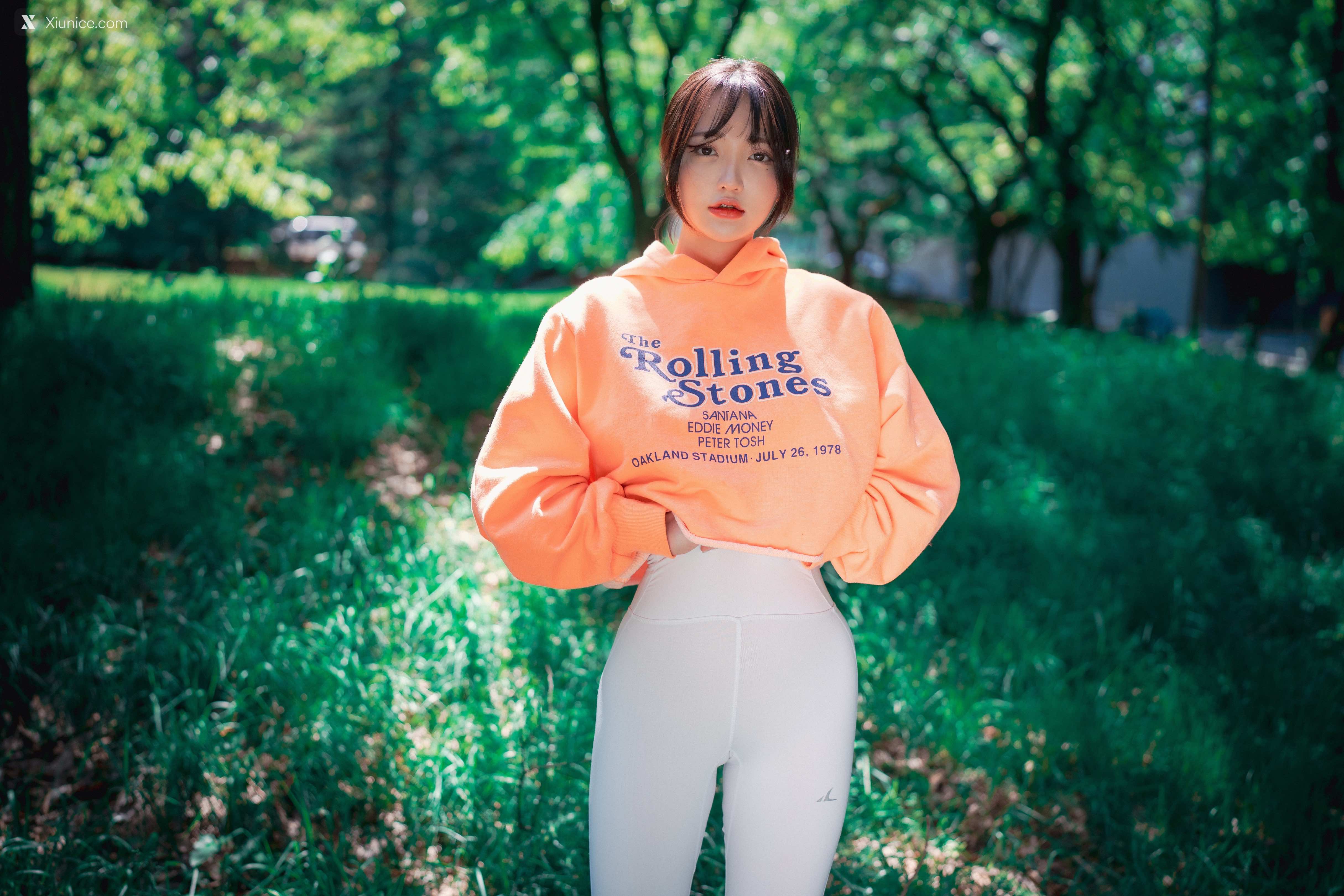 DJAWA Photo – Son Ye-Eun (손예은) – Naughty Trekking 4K