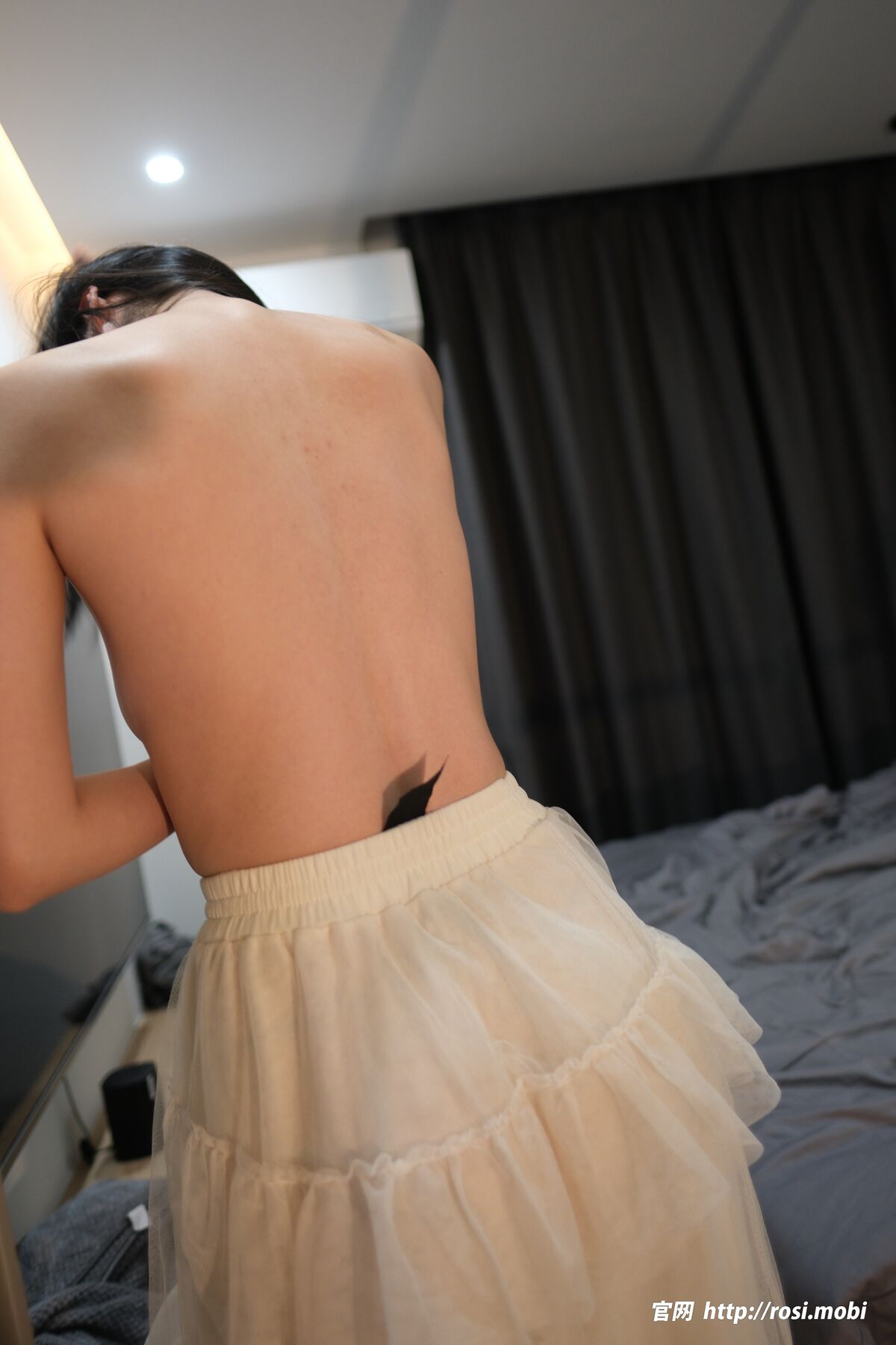 ROSI写真 2025.05.21 No.4916 Part01