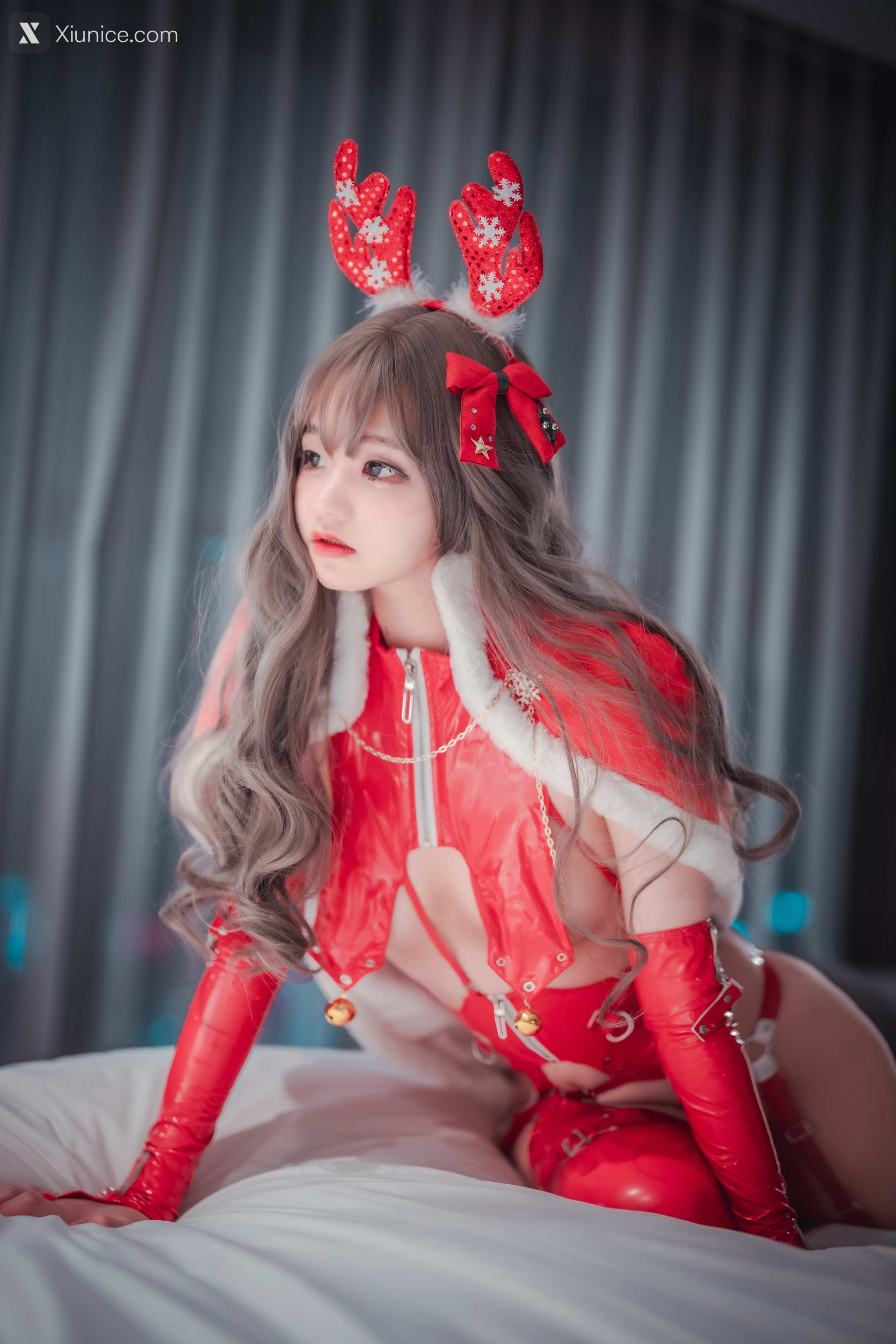 DJAWA Photo – Jeong Jenny (정제니) – Christmas Special 2022 4K