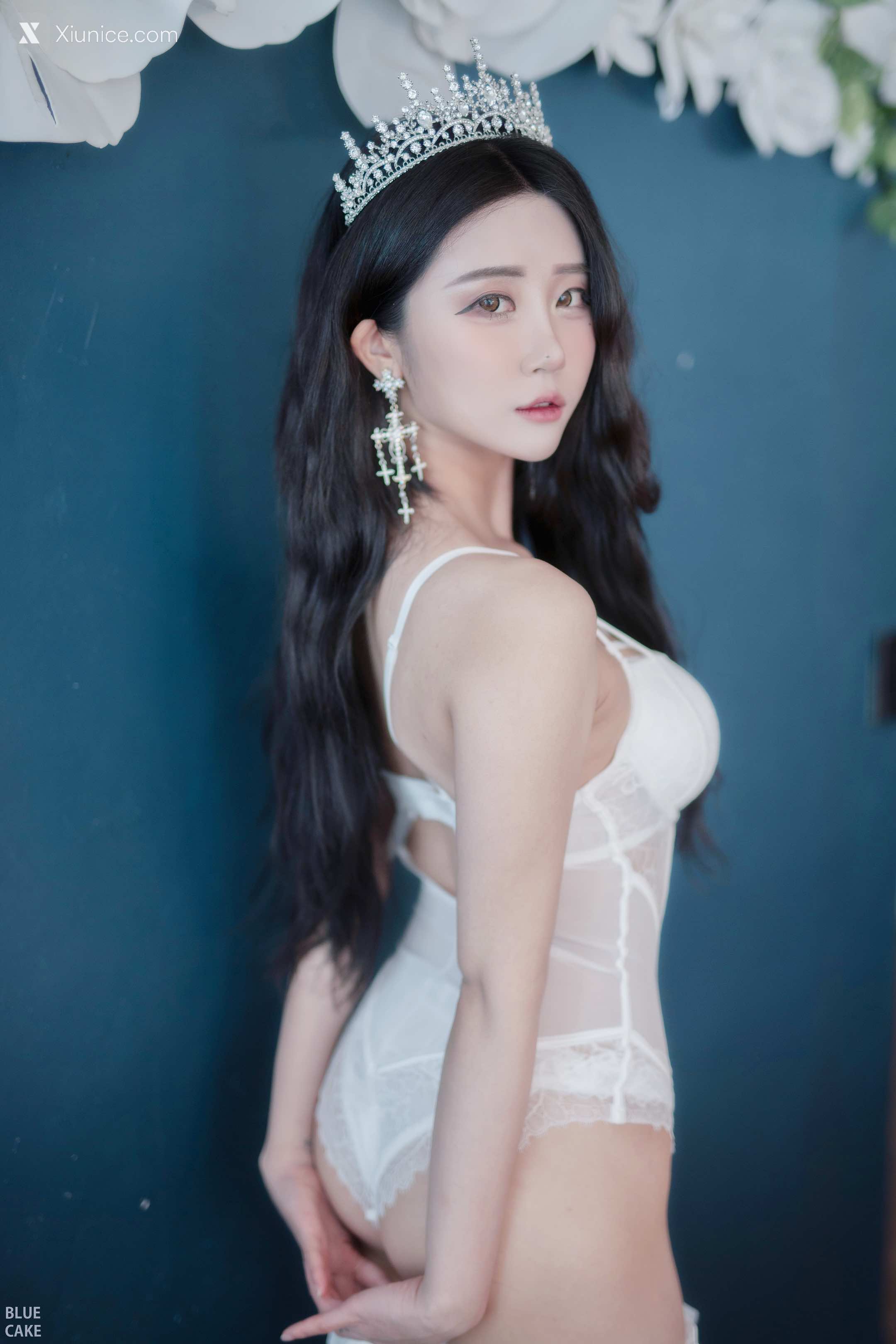 BLUECAKE Bomi (보미) – Happy Bomiday 4K