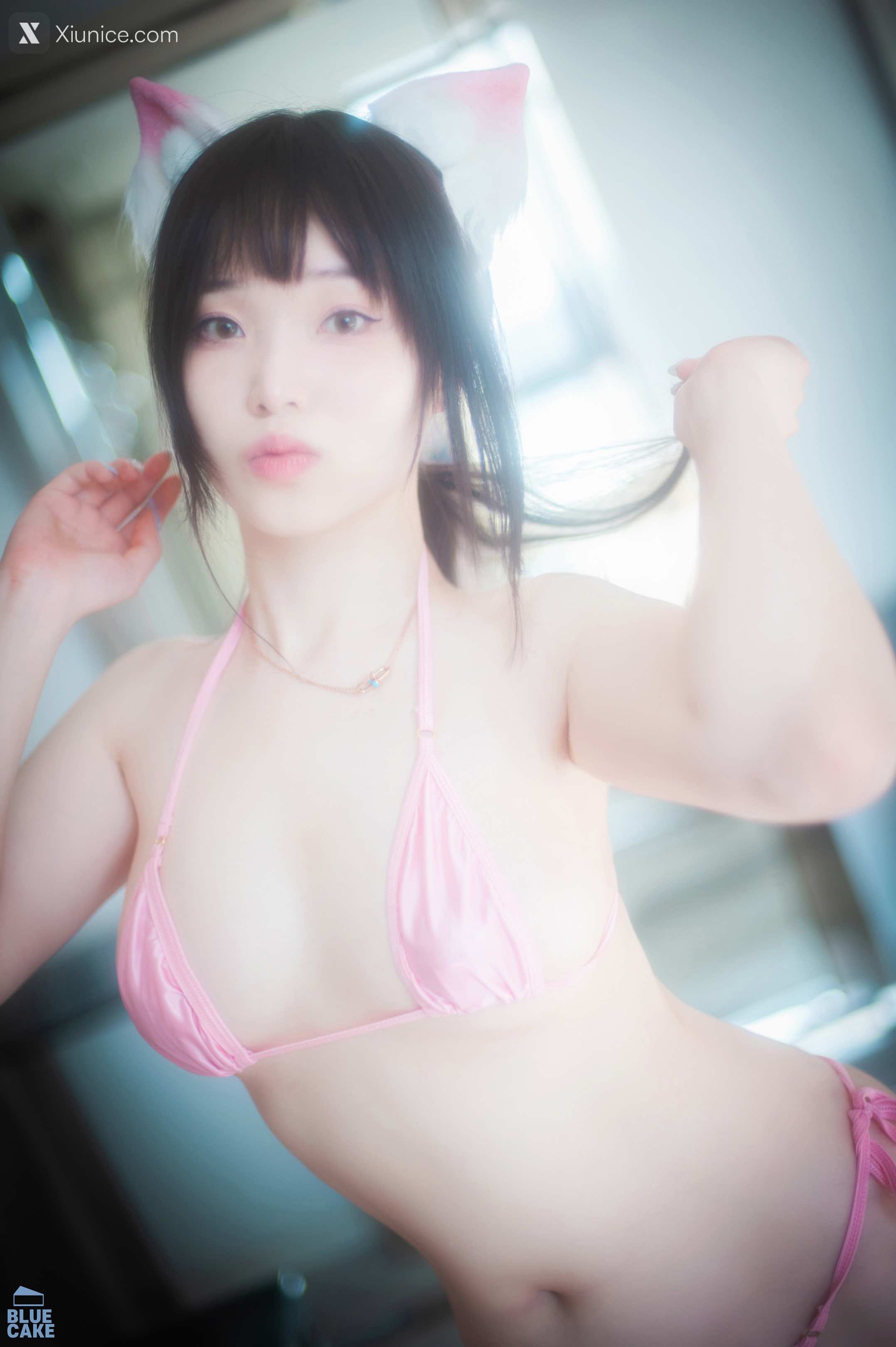 BLUECAKE Bambi (밤비) – Naughty Cats Pink & Mint RED 4K