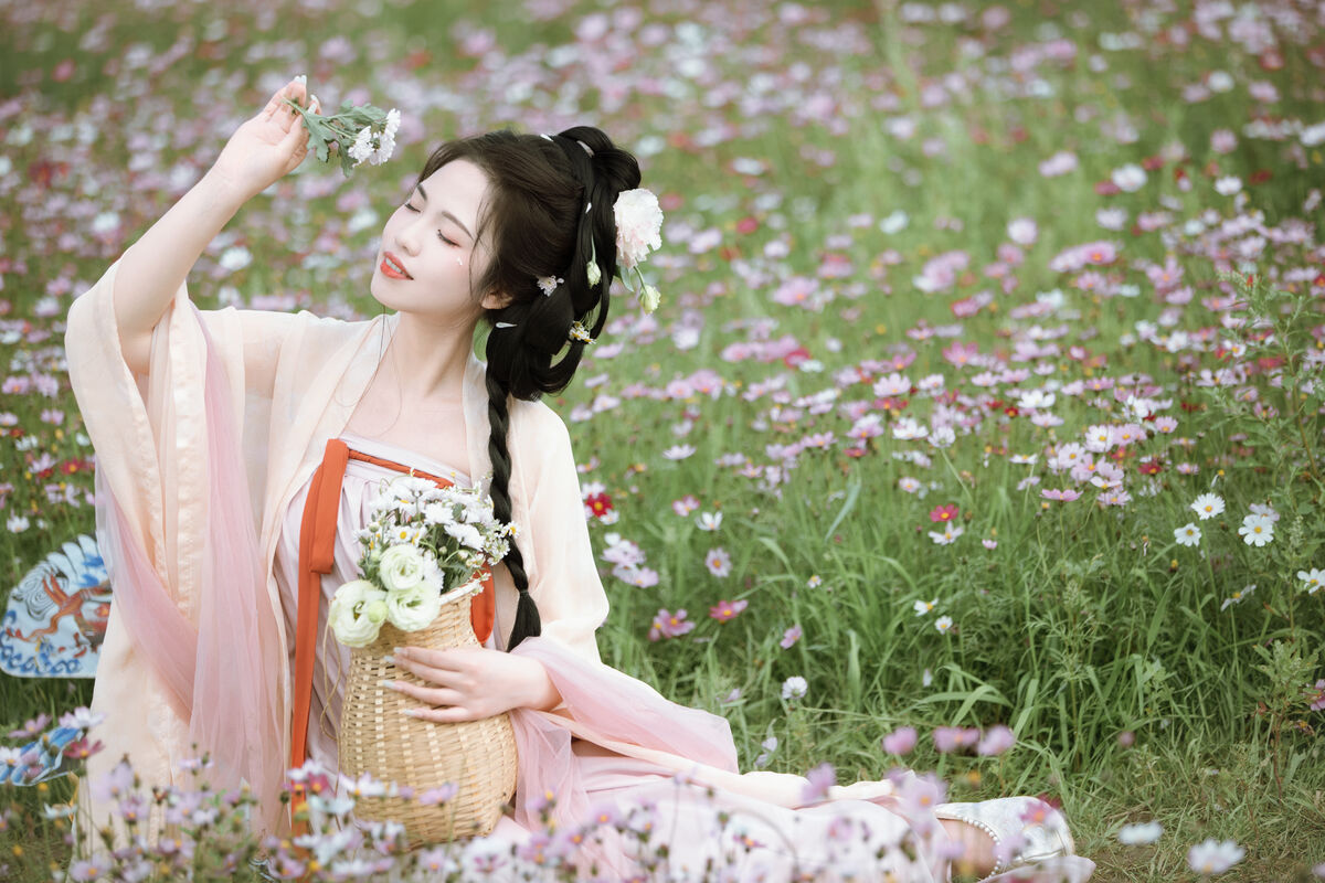 YiTuYu艺图语 Vol.10232 Ju Pi Yi Hao